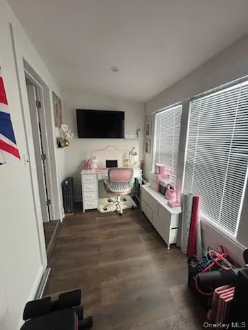 44 Henry Street, Smithtown, NY, 2 Bedrooms Bedrooms, 4 Rooms Rooms,1 BathroomBathrooms,Residential Lease,For Rent,Henry,0,972615 44 Henry Street, Smithtown, NY, 2 Bedrooms Bedrooms, 4 Rooms Rooms,1 BathroomBathrooms,Residential Lease,For Rent,Henry,0,972615