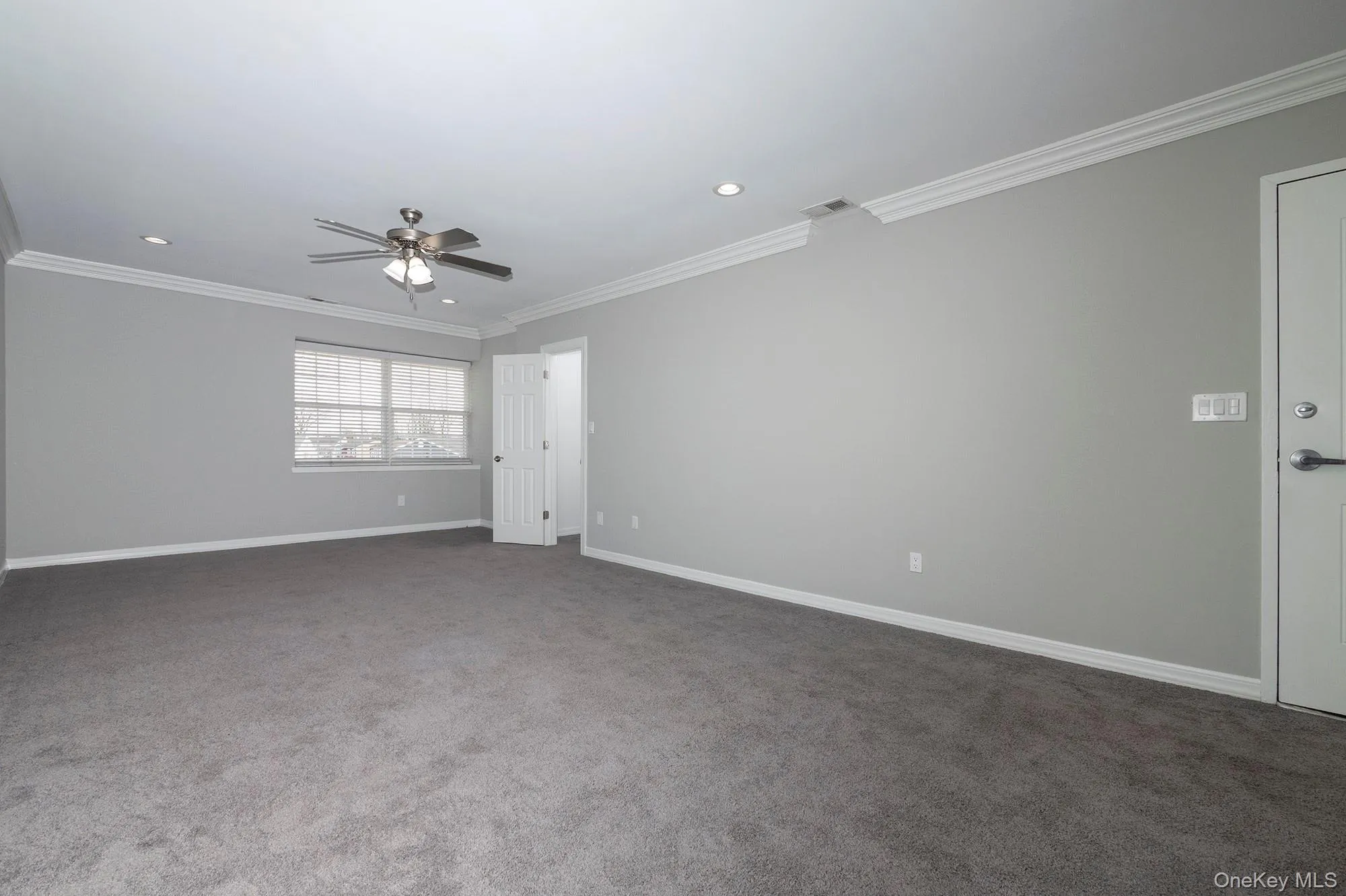 425 Newbridge Road, Hempstead, NY, 1 Bedroom Bedrooms, 4 Rooms Rooms,1 BathroomBathrooms,Residential Lease,For Rent,Newbridge,0,972651 425 Newbridge Road, Hempstead, NY, 1 Bedroom Bedrooms, 4 Rooms Rooms,1 BathroomBathrooms,Residential Lease,For Rent,Newbridge,0,972651