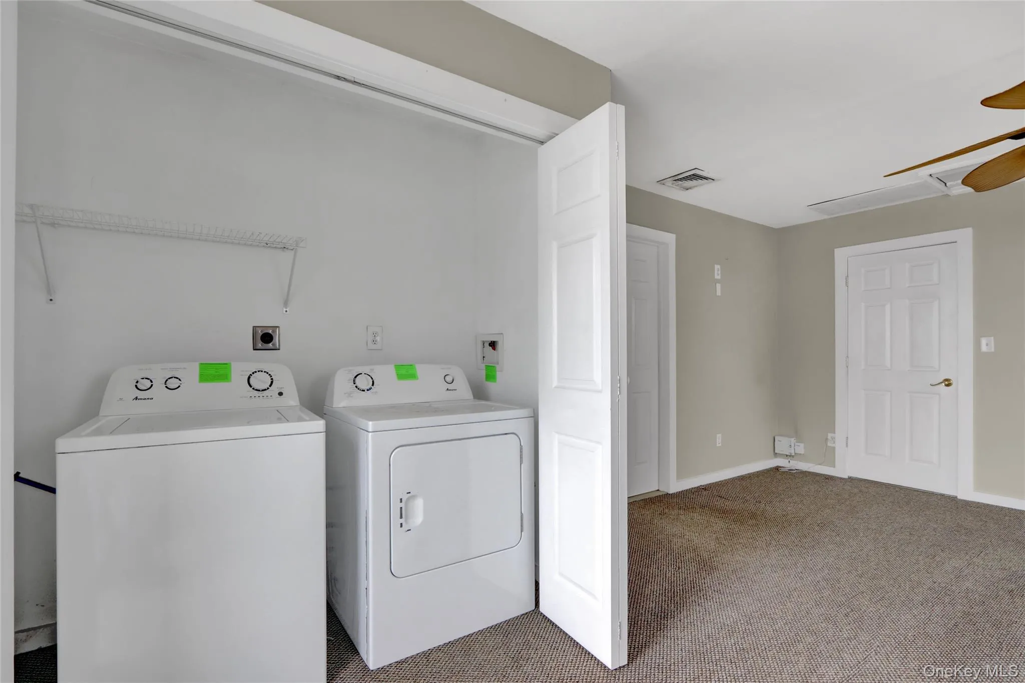 894 Bay 9th Street, Islip, NY, 3 Bedrooms Bedrooms, 6 Rooms Rooms,2 BathroomsBathrooms,Residential Sale,For Rent,Bay 9th,0,972665 894 Bay 9th Street, Islip, NY, 3 Bedrooms Bedrooms, 6 Rooms Rooms,2 BathroomsBathrooms,Residential Sale,For Rent,Bay 9th,0,972665