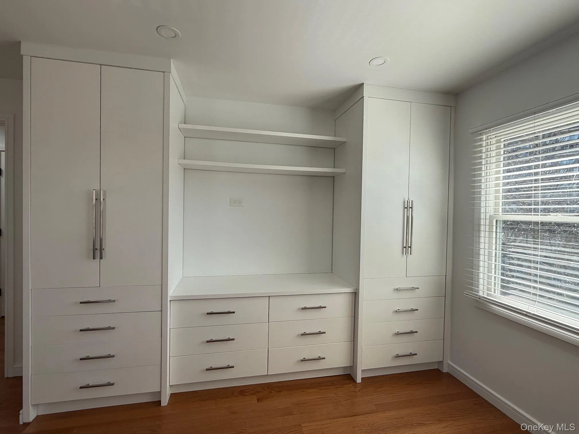 215-15 17th Avenue, New York, NY, 3 Bedrooms Bedrooms, 5 Rooms Rooms,2 BathroomsBathrooms,Residential Lease,For Rent,17th,0,972673 215-15 17th Avenue, New York, NY, 3 Bedrooms Bedrooms, 5 Rooms Rooms,2 BathroomsBathrooms,Residential Lease,For Rent,17th,0,972673