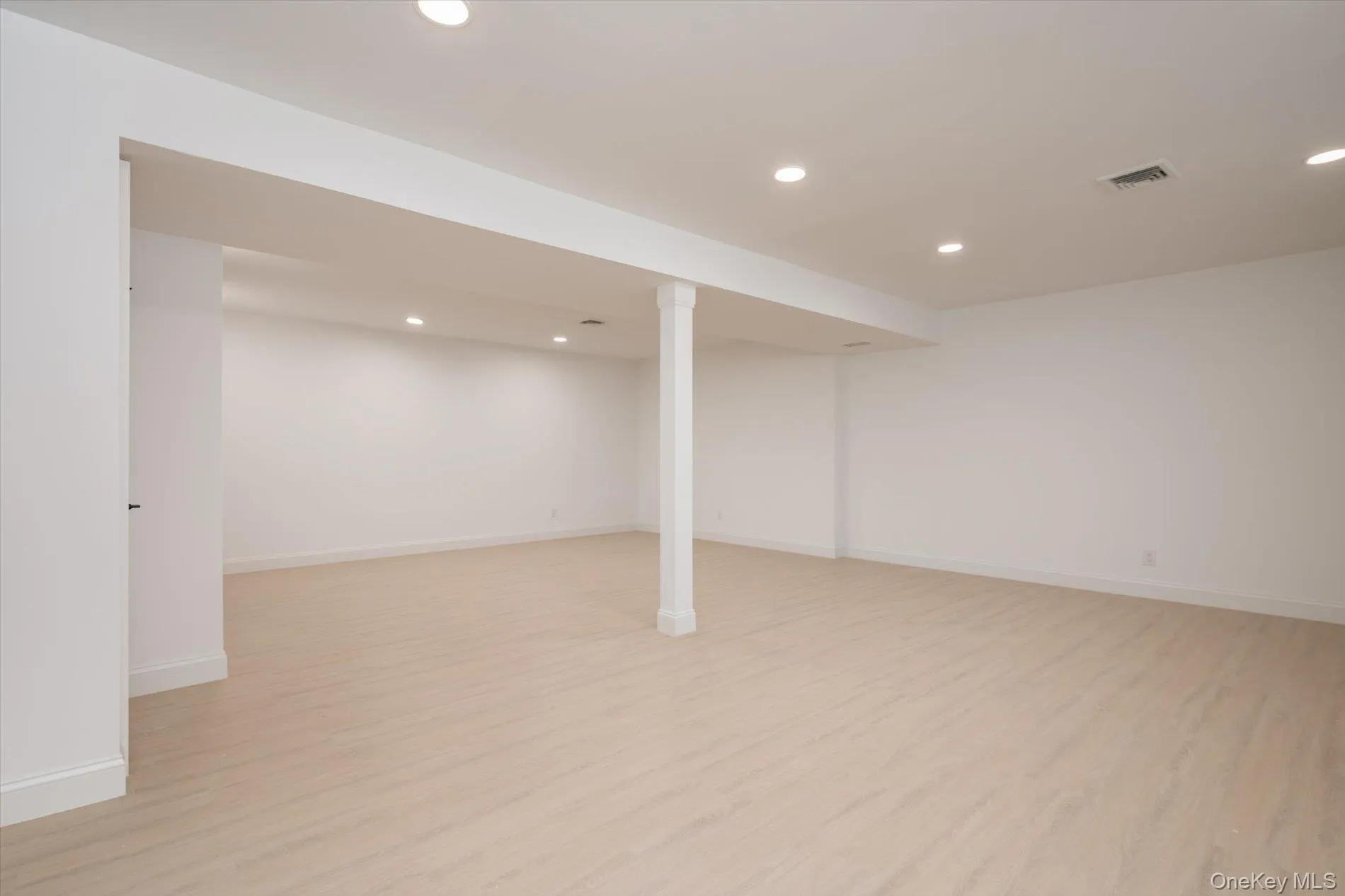 73 Stratford Road, Hempstead, NY, 5 Bedrooms Bedrooms, 12 Rooms Rooms,3 BathroomsBathrooms,Residential,For Rent,Stratford,0,972674 73 Stratford Road, Hempstead, NY, 5 Bedrooms Bedrooms, 12 Rooms Rooms,3 BathroomsBathrooms,Residential,For Rent,Stratford,0,972674