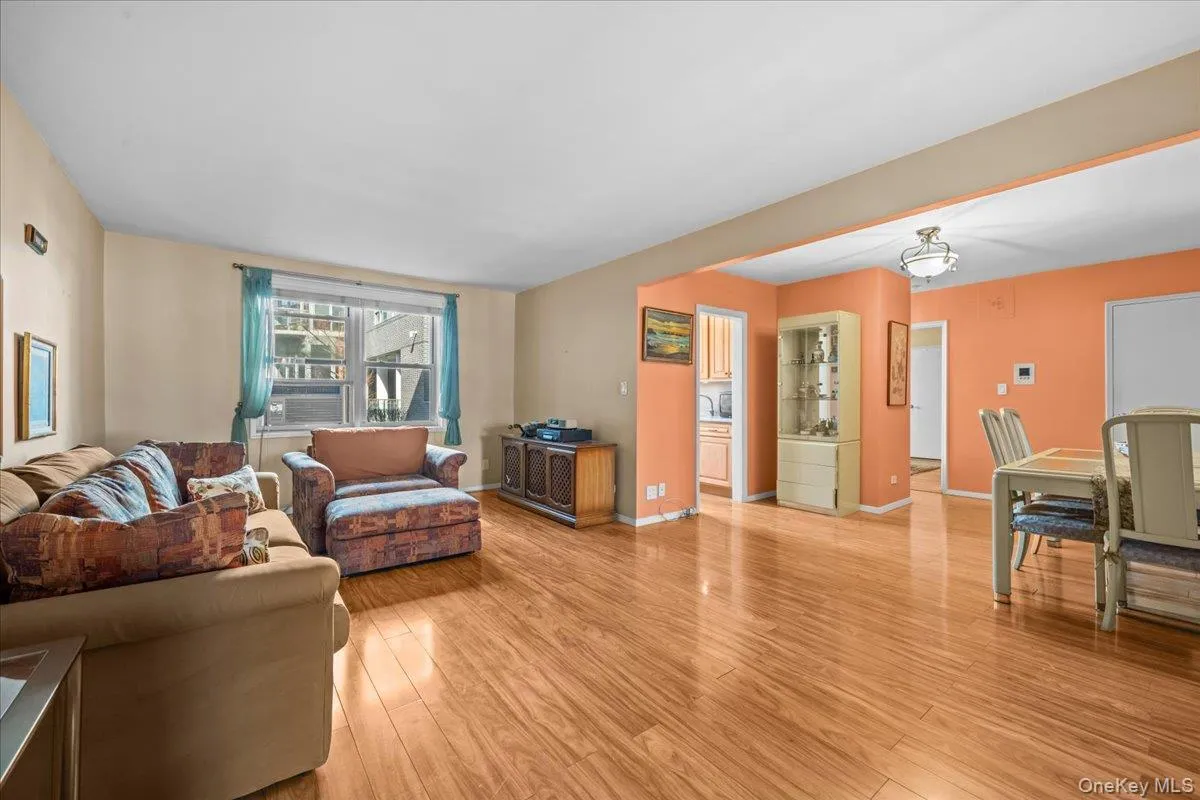 525 236th Street, New York, NY, 1 Bedroom Bedrooms, 3 Rooms Rooms,1 BathroomBathrooms,Residential,For Rent,236th,0,972679 525 236th Street, New York, NY, 1 Bedroom Bedrooms, 3 Rooms Rooms,1 BathroomBathrooms,Residential,For Rent,236th,0,972679