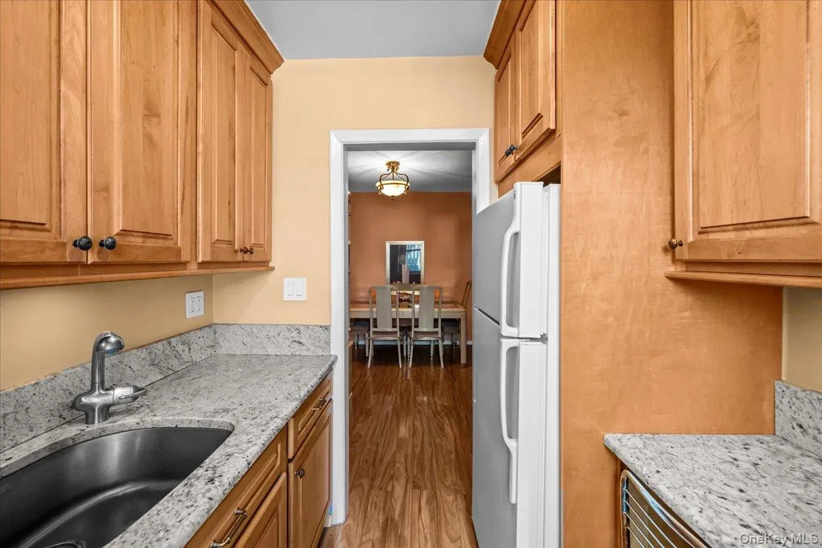 525 236th Street, New York, NY, 1 Bedroom Bedrooms, 3 Rooms Rooms,1 BathroomBathrooms,Residential,For Rent,236th,0,972679 525 236th Street, New York, NY, 1 Bedroom Bedrooms, 3 Rooms Rooms,1 BathroomBathrooms,Residential,For Rent,236th,0,972679