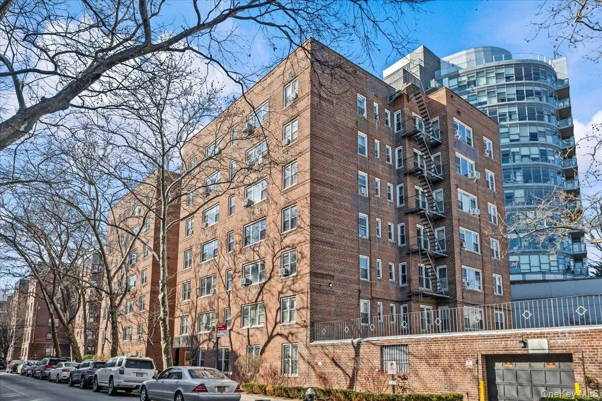 525 236th Street, New York, NY, 1 Bedroom Bedrooms, 3 Rooms Rooms,1 BathroomBathrooms,Residential,For Rent,236th,0,972679 525 236th Street, New York, NY, 1 Bedroom Bedrooms, 3 Rooms Rooms,1 BathroomBathrooms,Residential,For Rent,236th,0,972679