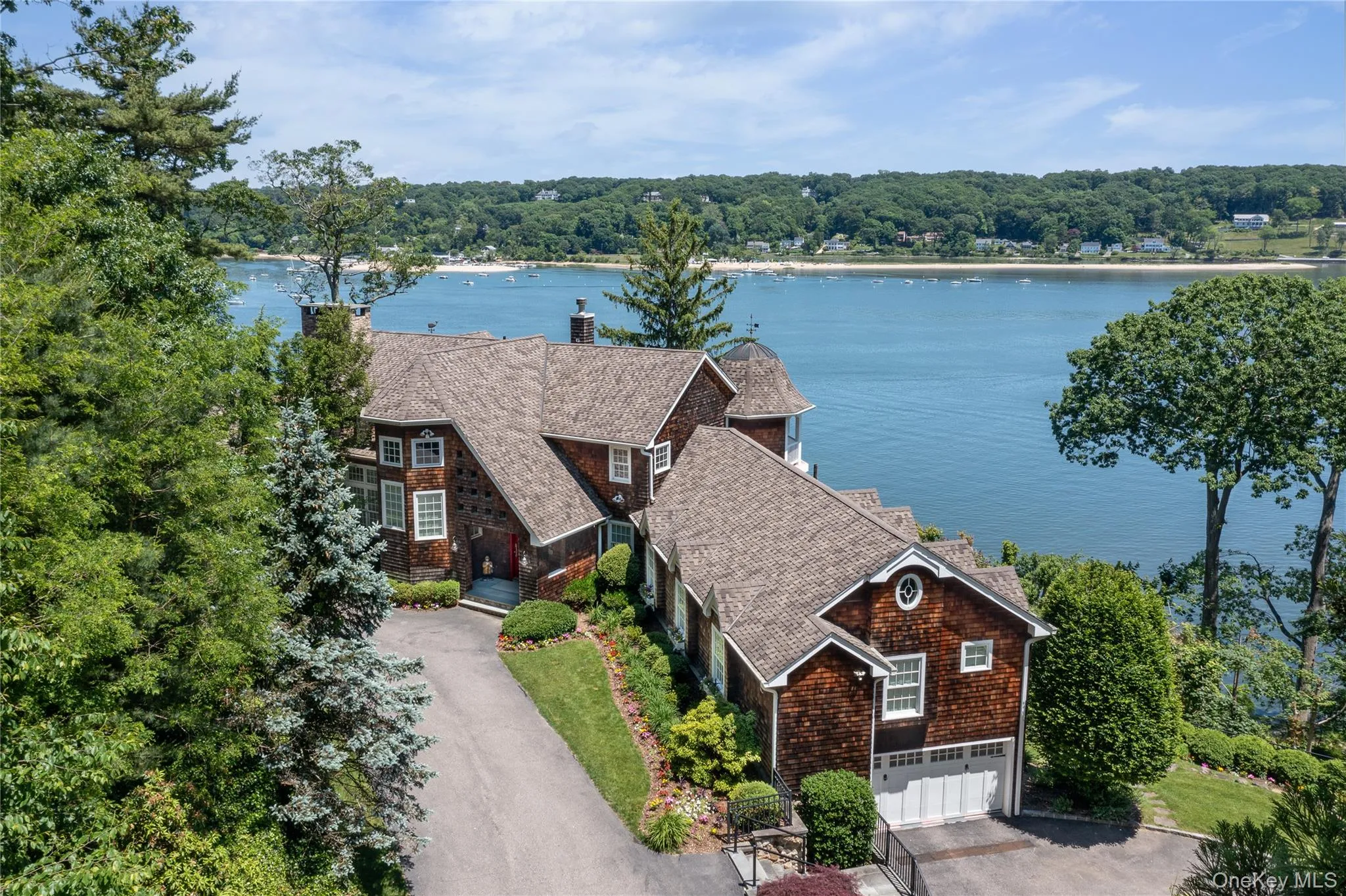 1386 Ridge Road, Oyster Bay, NY, 5 Bedrooms Bedrooms, 13 Rooms Rooms,5 BathroomsBathrooms,Residential,For Rent,Ridge,0,972685 1386 Ridge Road, Oyster Bay, NY, 5 Bedrooms Bedrooms, 13 Rooms Rooms,5 BathroomsBathrooms,Residential,For Rent,Ridge,0,972685
