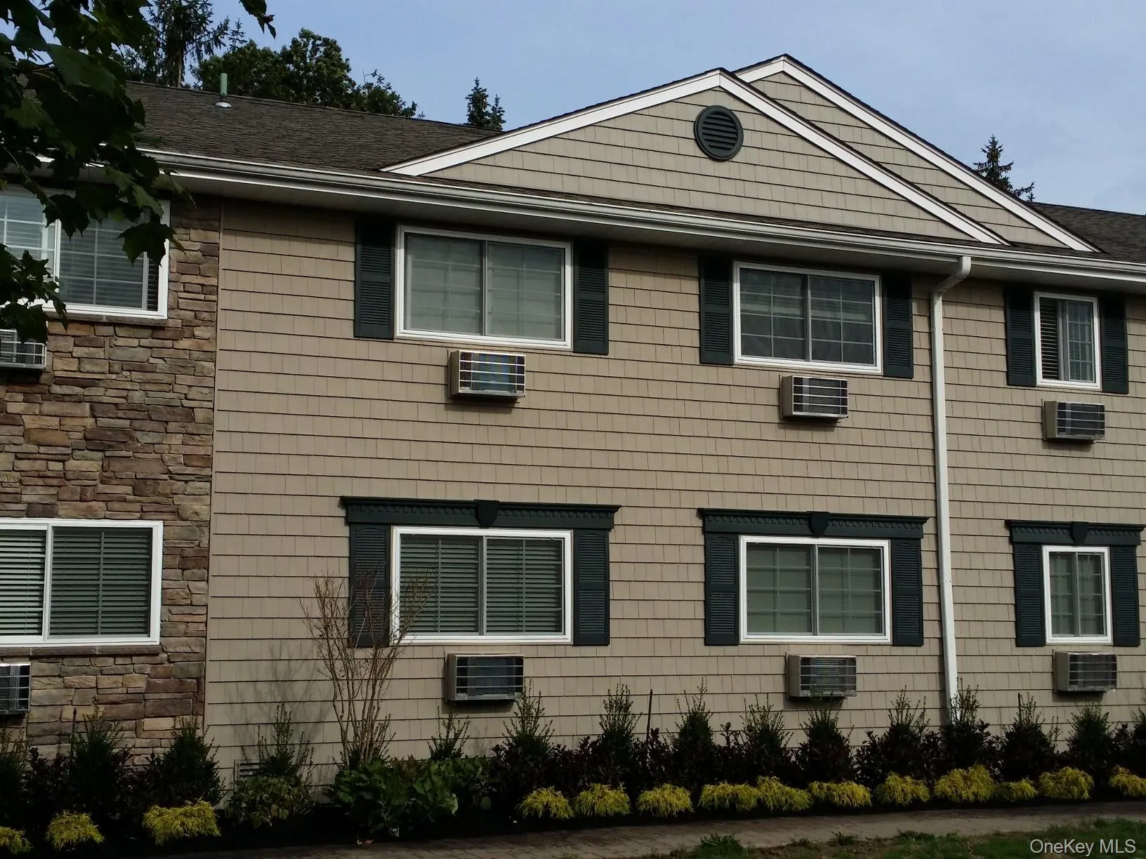 331 Brook Avenue, Islip, NY, 1 Bedroom Bedrooms, 4 Rooms Rooms,1 BathroomBathrooms,Residential Lease,For Rent,Brook,0,972693 331 Brook Avenue, Islip, NY, 1 Bedroom Bedrooms, 4 Rooms Rooms,1 BathroomBathrooms,Residential Lease,For Rent,Brook,0,972693