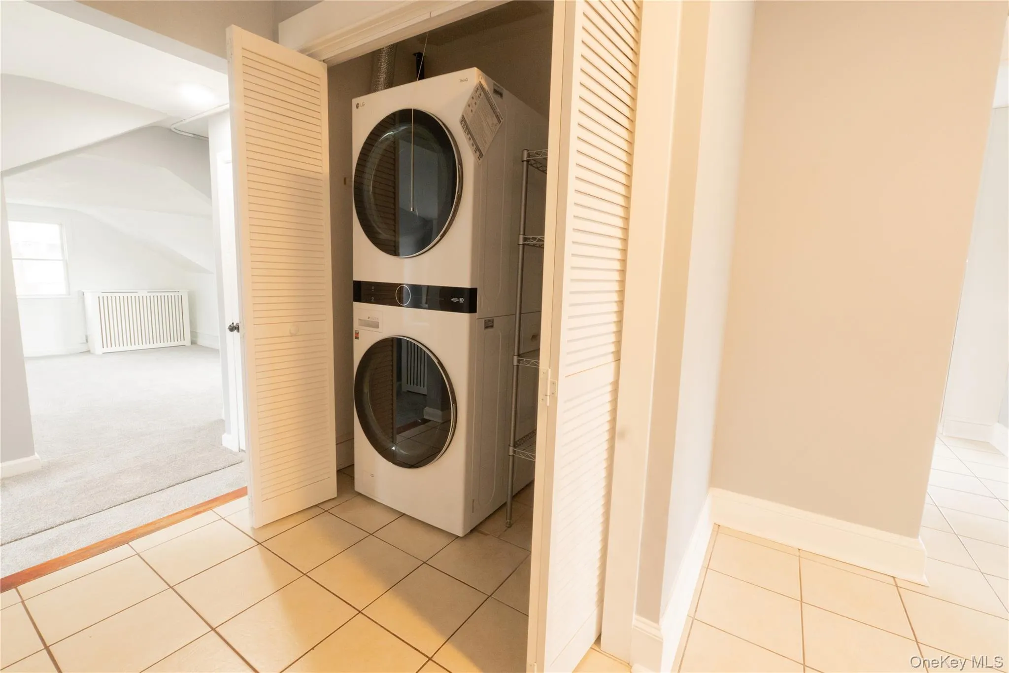 218 Midland Avenue, Orangetown, NY, 2 Bedrooms Bedrooms, 4 Rooms Rooms,1 BathroomBathrooms,Residential Lease,For Rent,Midland,0,972705 218 Midland Avenue, Orangetown, NY, 2 Bedrooms Bedrooms, 4 Rooms Rooms,1 BathroomBathrooms,Residential Lease,For Rent,Midland,0,972705