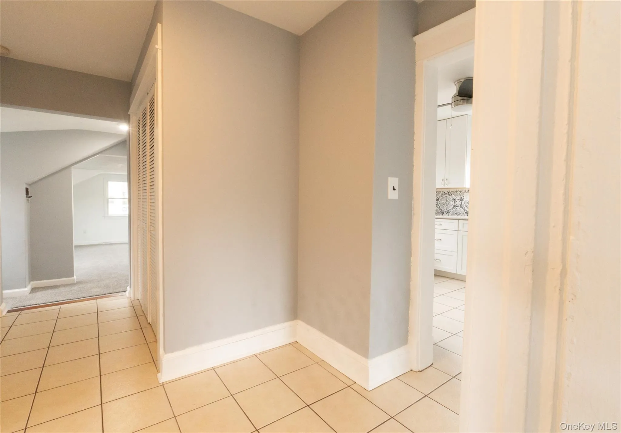 218 Midland Avenue, Orangetown, NY, 2 Bedrooms Bedrooms, 4 Rooms Rooms,1 BathroomBathrooms,Residential Lease,For Rent,Midland,0,972705 218 Midland Avenue, Orangetown, NY, 2 Bedrooms Bedrooms, 4 Rooms Rooms,1 BathroomBathrooms,Residential Lease,For Rent,Midland,0,972705