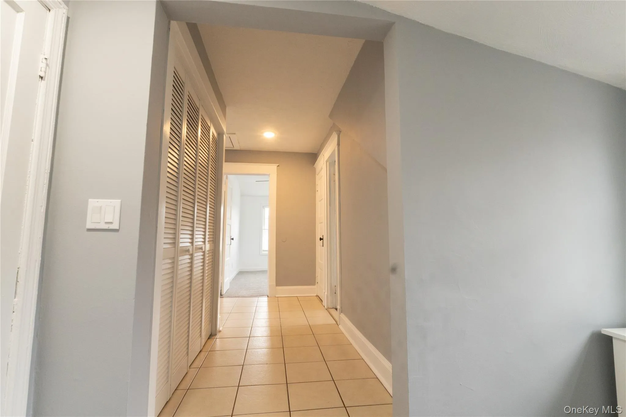 218 Midland Avenue, Orangetown, NY, 2 Bedrooms Bedrooms, 4 Rooms Rooms,1 BathroomBathrooms,Residential Lease,For Rent,Midland,0,972705 218 Midland Avenue, Orangetown, NY, 2 Bedrooms Bedrooms, 4 Rooms Rooms,1 BathroomBathrooms,Residential Lease,For Rent,Midland,0,972705