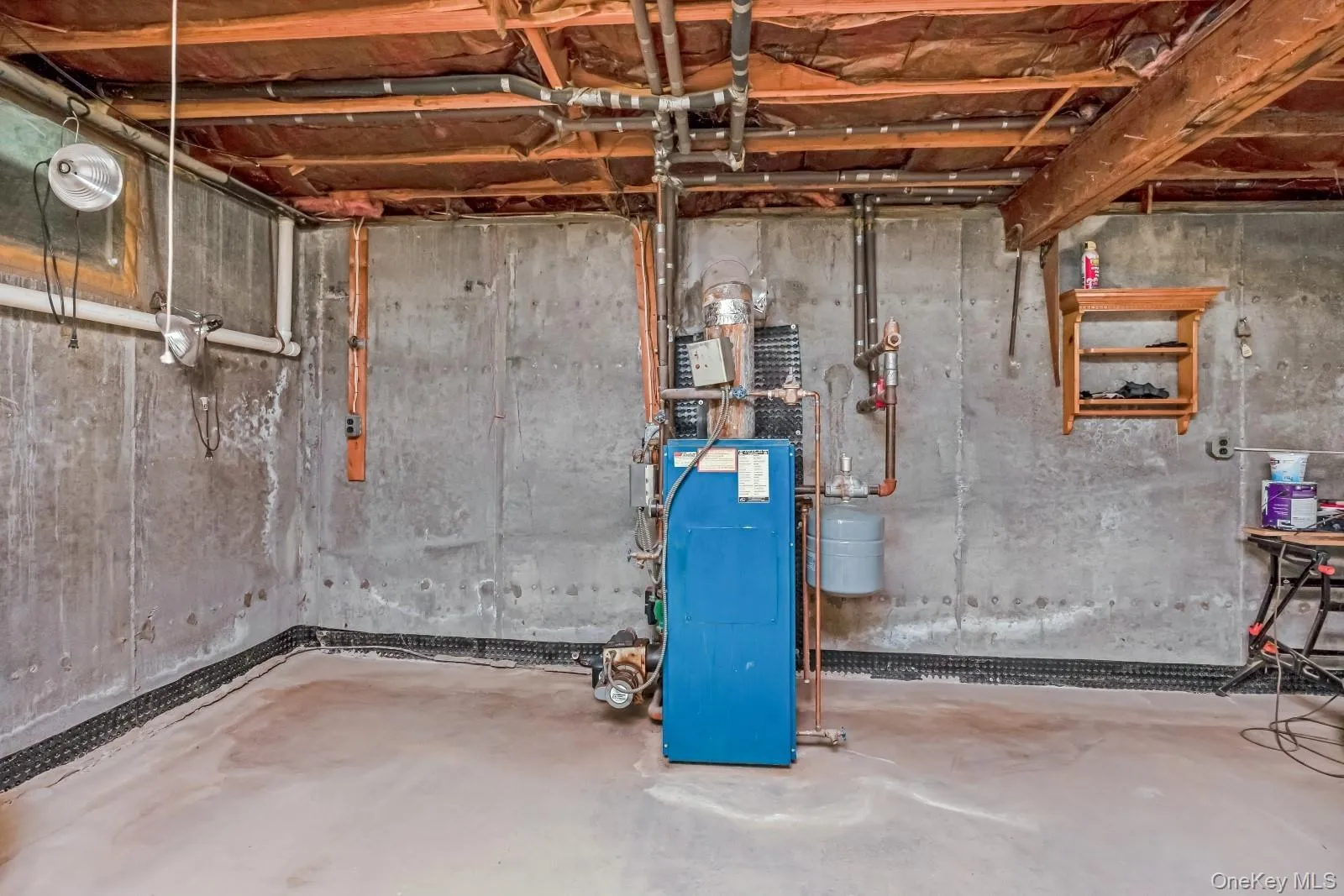 43 Farm Road, Riverhead, NY, 4 Bedrooms Bedrooms, 8 Rooms Rooms,2 BathroomsBathrooms,Residential,For Rent,Farm,0,972718 43 Farm Road, Riverhead, NY, 4 Bedrooms Bedrooms, 8 Rooms Rooms,2 BathroomsBathrooms,Residential,For Rent,Farm,0,972718