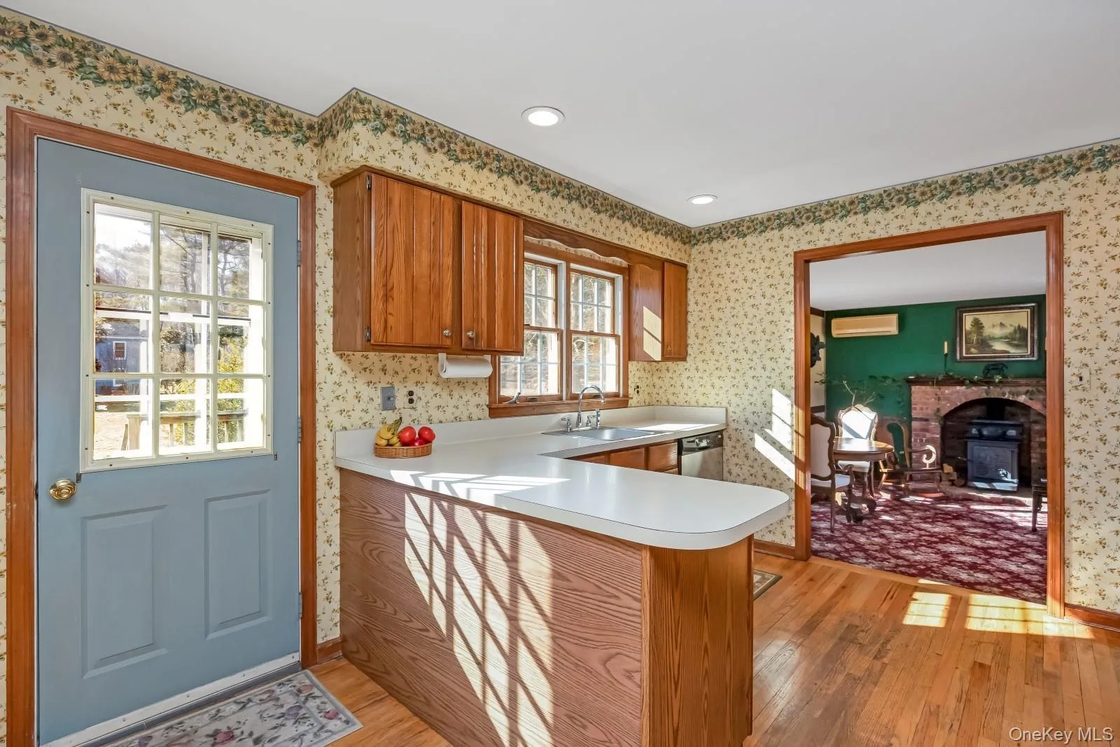 43 Farm Road, Riverhead, NY, 4 Bedrooms Bedrooms, 8 Rooms Rooms,2 BathroomsBathrooms,Residential,For Rent,Farm,0,972718 43 Farm Road, Riverhead, NY, 4 Bedrooms Bedrooms, 8 Rooms Rooms,2 BathroomsBathrooms,Residential,For Rent,Farm,0,972718