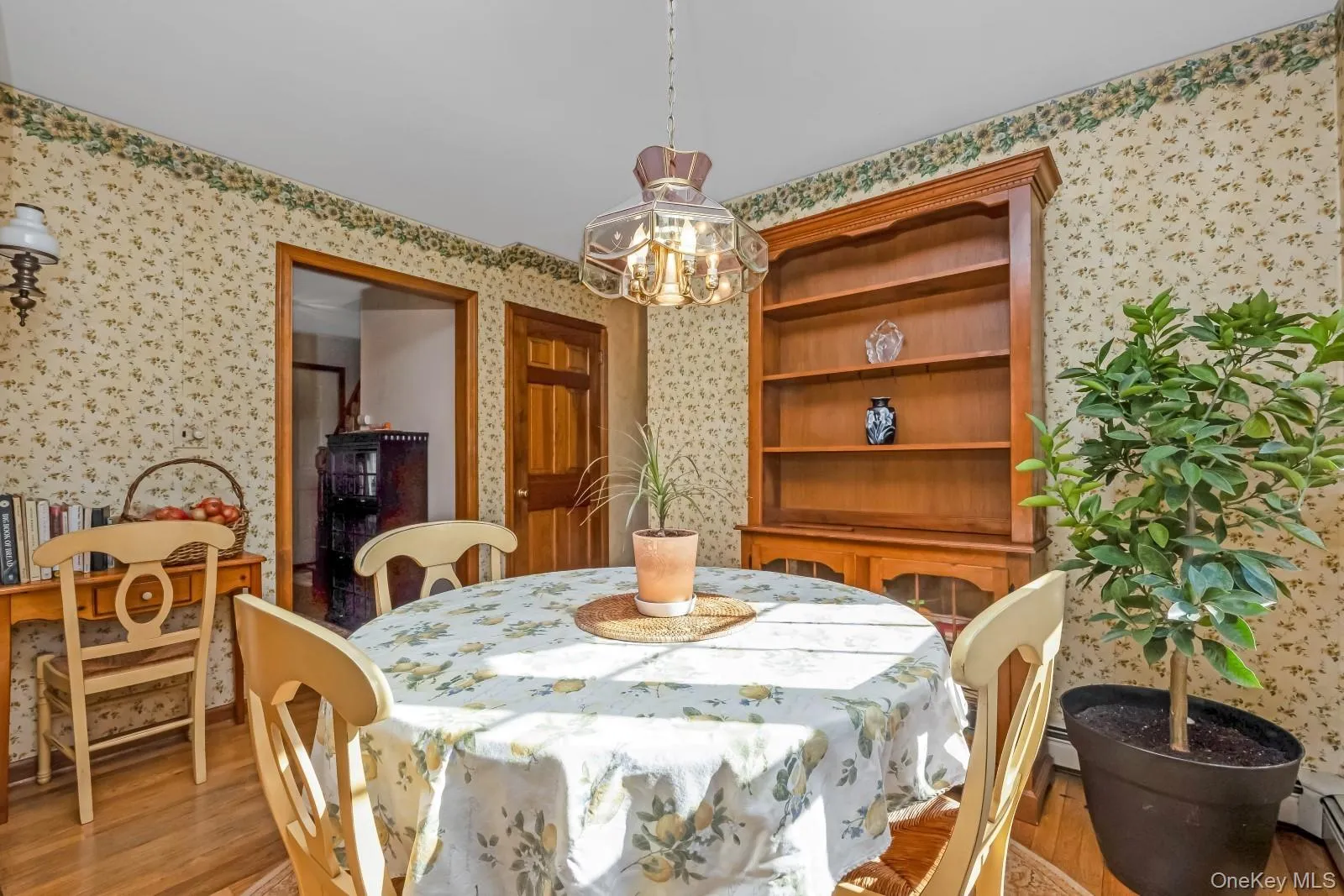 43 Farm Road, Riverhead, NY, 4 Bedrooms Bedrooms, 8 Rooms Rooms,2 BathroomsBathrooms,Residential,For Rent,Farm,0,972718 43 Farm Road, Riverhead, NY, 4 Bedrooms Bedrooms, 8 Rooms Rooms,2 BathroomsBathrooms,Residential,For Rent,Farm,0,972718