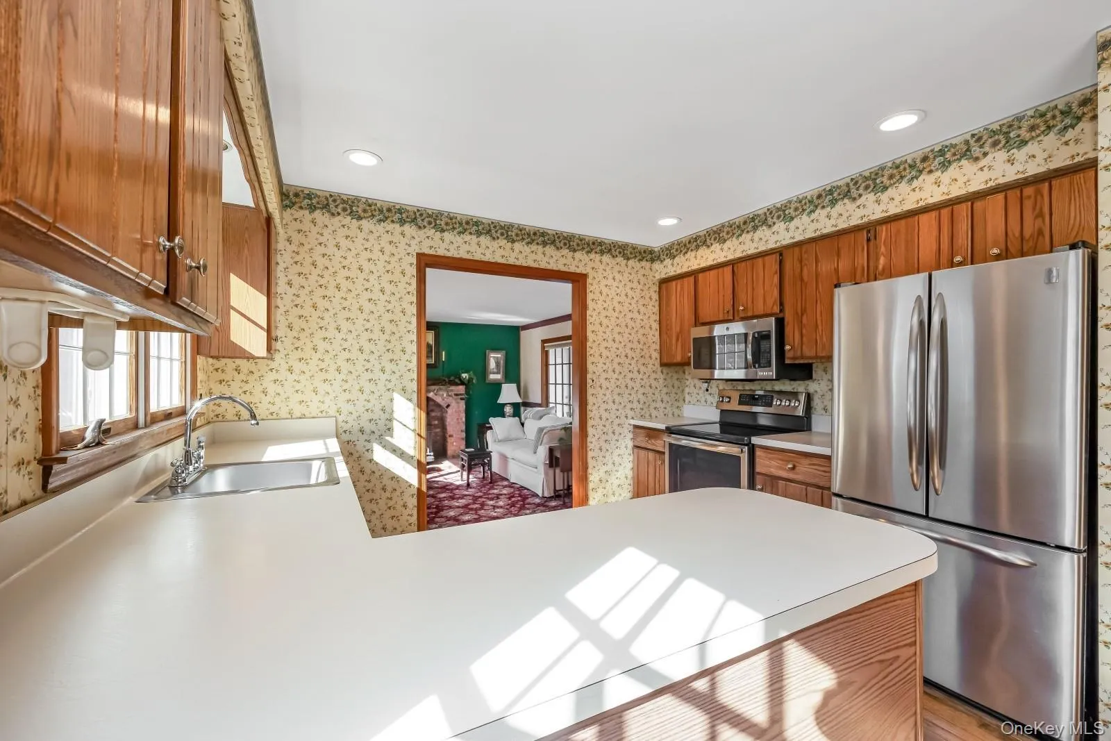 43 Farm Road, Riverhead, NY, 4 Bedrooms Bedrooms, 8 Rooms Rooms,2 BathroomsBathrooms,Residential,For Rent,Farm,0,972718 43 Farm Road, Riverhead, NY, 4 Bedrooms Bedrooms, 8 Rooms Rooms,2 BathroomsBathrooms,Residential,For Rent,Farm,0,972718