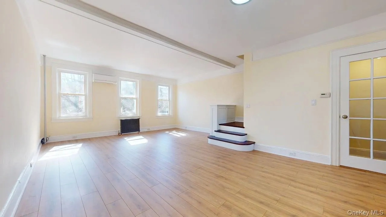 68-11 Dartmouth Street, New York, NY, 4 Bedrooms Bedrooms, 6 Rooms Rooms,2 BathroomsBathrooms,Residential Lease,For Rent,Dartmouth,0,972726 68-11 Dartmouth Street, New York, NY, 4 Bedrooms Bedrooms, 6 Rooms Rooms,2 BathroomsBathrooms,Residential Lease,For Rent,Dartmouth,0,972726