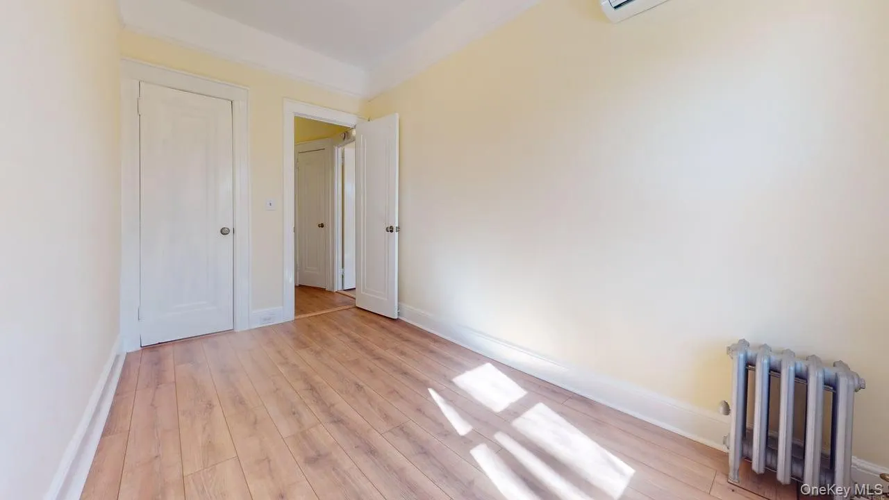 68-11 Dartmouth Street, New York, NY, 4 Bedrooms Bedrooms, 6 Rooms Rooms,2 BathroomsBathrooms,Residential Lease,For Rent,Dartmouth,0,972726 68-11 Dartmouth Street, New York, NY, 4 Bedrooms Bedrooms, 6 Rooms Rooms,2 BathroomsBathrooms,Residential Lease,For Rent,Dartmouth,0,972726