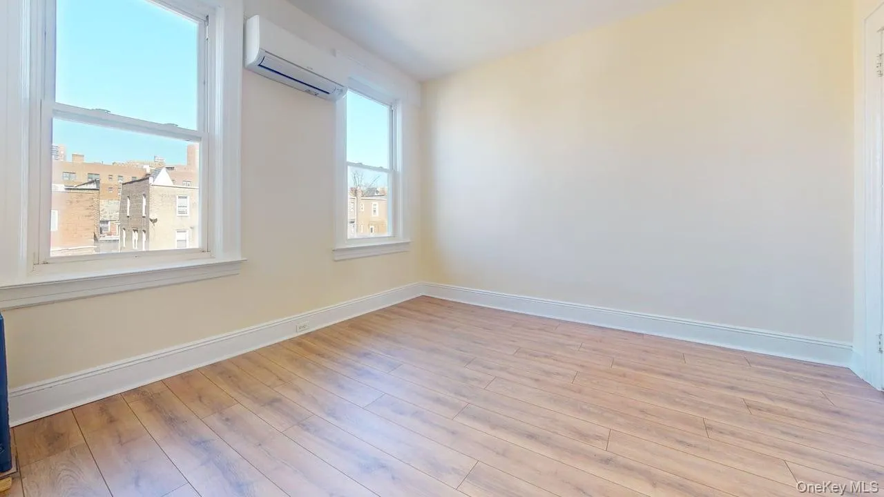 68-11 Dartmouth Street, New York, NY, 4 Bedrooms Bedrooms, 6 Rooms Rooms,2 BathroomsBathrooms,Residential Lease,For Rent,Dartmouth,0,972726 68-11 Dartmouth Street, New York, NY, 4 Bedrooms Bedrooms, 6 Rooms Rooms,2 BathroomsBathrooms,Residential Lease,For Rent,Dartmouth,0,972726