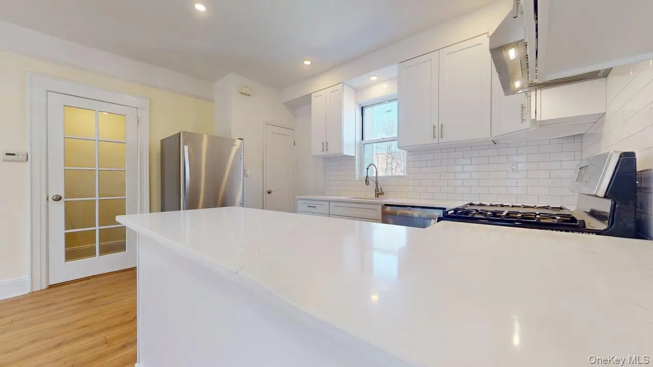 68-11 Dartmouth Street, New York, NY, 4 Bedrooms Bedrooms, 6 Rooms Rooms,2 BathroomsBathrooms,Residential Lease,For Rent,Dartmouth,0,972726 68-11 Dartmouth Street, New York, NY, 4 Bedrooms Bedrooms, 6 Rooms Rooms,2 BathroomsBathrooms,Residential Lease,For Rent,Dartmouth,0,972726