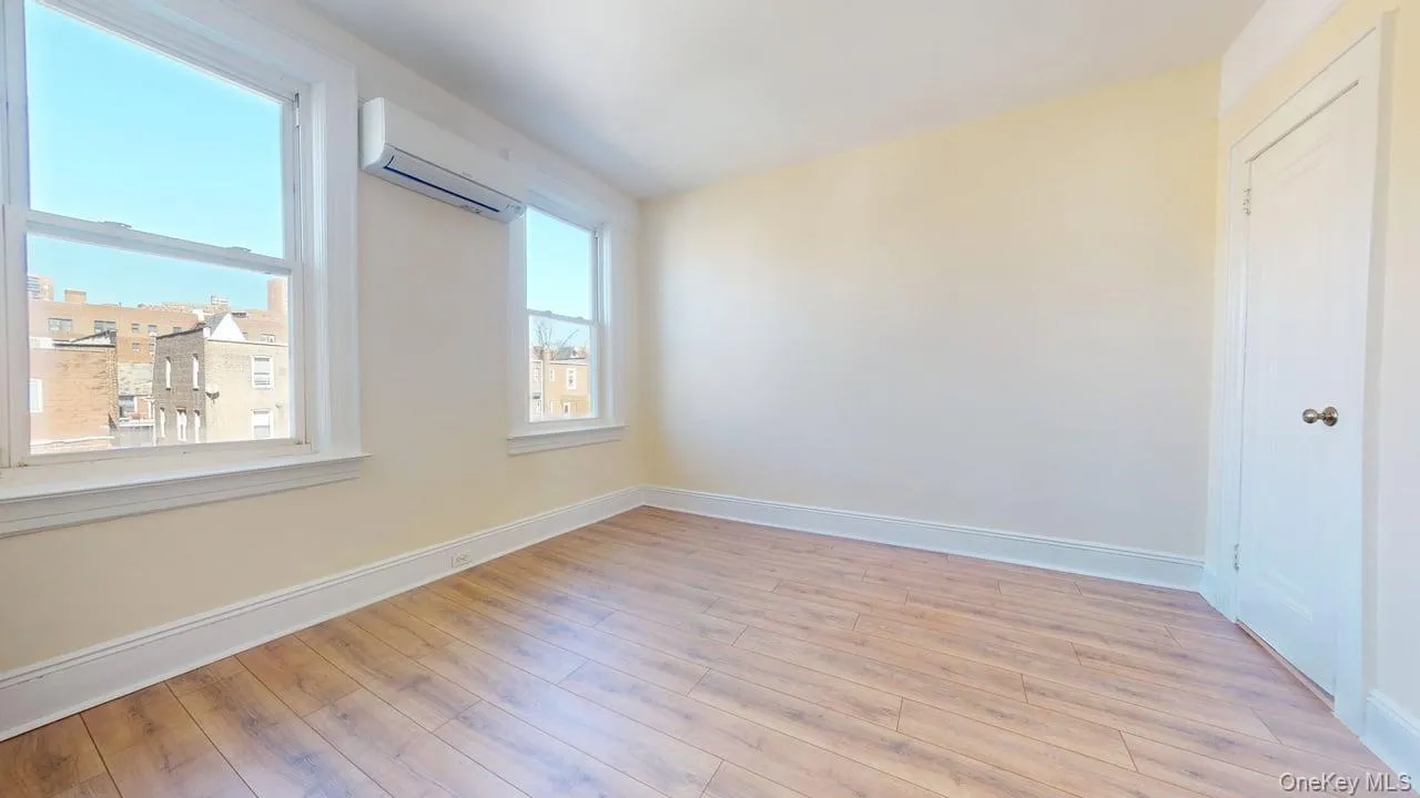 68-11 Dartmouth Street, New York, NY, 4 Bedrooms Bedrooms, 6 Rooms Rooms,2 BathroomsBathrooms,Residential Lease,For Rent,Dartmouth,0,972726 68-11 Dartmouth Street, New York, NY, 4 Bedrooms Bedrooms, 6 Rooms Rooms,2 BathroomsBathrooms,Residential Lease,For Rent,Dartmouth,0,972726