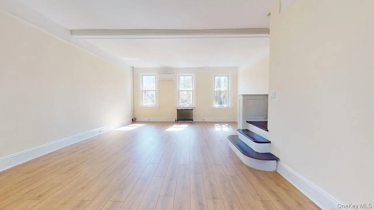 68-11 Dartmouth Street, New York, NY, 4 Bedrooms Bedrooms, 6 Rooms Rooms,2 BathroomsBathrooms,Residential Lease,For Rent,Dartmouth,0,972726 68-11 Dartmouth Street, New York, NY, 4 Bedrooms Bedrooms, 6 Rooms Rooms,2 BathroomsBathrooms,Residential Lease,For Rent,Dartmouth,0,972726