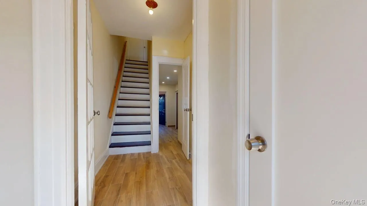 68-11 Dartmouth Street, New York, NY, 4 Bedrooms Bedrooms, 6 Rooms Rooms,2 BathroomsBathrooms,Residential Lease,For Rent,Dartmouth,0,972726 68-11 Dartmouth Street, New York, NY, 4 Bedrooms Bedrooms, 6 Rooms Rooms,2 BathroomsBathrooms,Residential Lease,For Rent,Dartmouth,0,972726