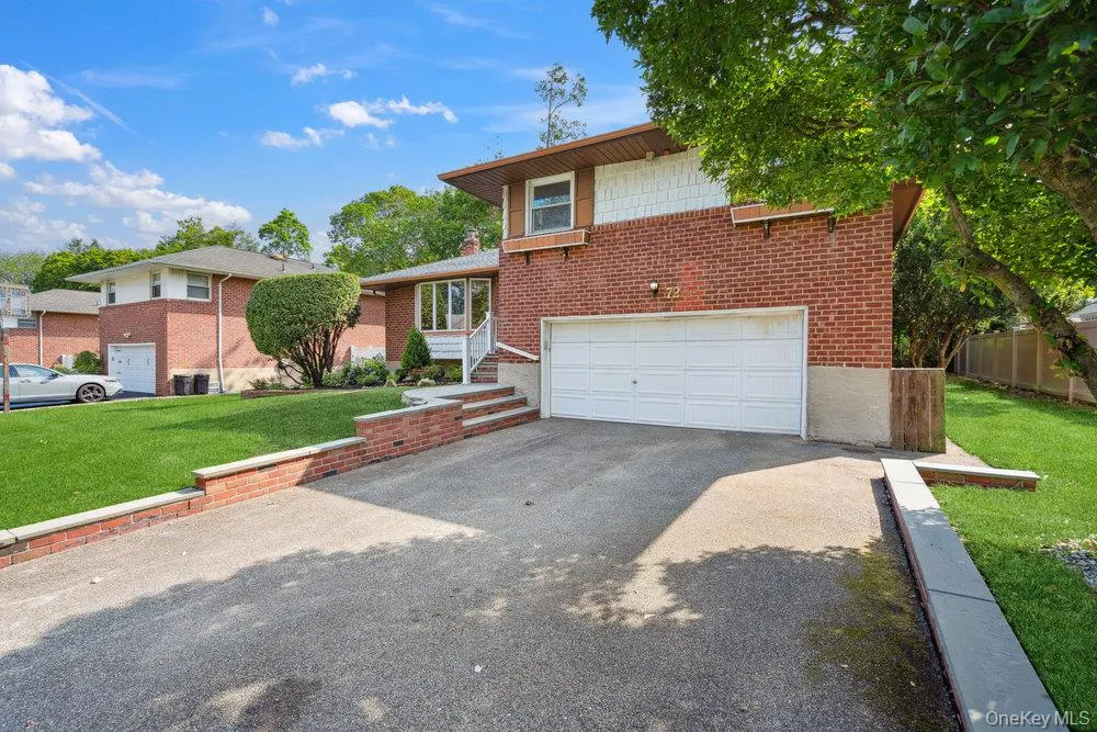 72 Winthrop Road, Oyster Bay, NY, 3 Bedrooms Bedrooms, 7 Rooms Rooms,2 BathroomsBathrooms,Residential Lease,For Rent,Winthrop,0,972728 72 Winthrop Road, Oyster Bay, NY, 3 Bedrooms Bedrooms, 7 Rooms Rooms,2 BathroomsBathrooms,Residential Lease,For Rent,Winthrop,0,972728