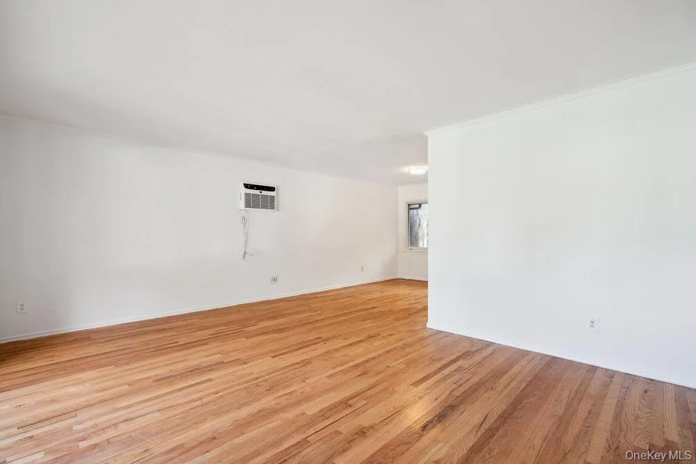 72 Winthrop Road, Oyster Bay, NY, 3 Bedrooms Bedrooms, 7 Rooms Rooms,2 BathroomsBathrooms,Residential Lease,For Rent,Winthrop,0,972728 72 Winthrop Road, Oyster Bay, NY, 3 Bedrooms Bedrooms, 7 Rooms Rooms,2 BathroomsBathrooms,Residential Lease,For Rent,Winthrop,0,972728