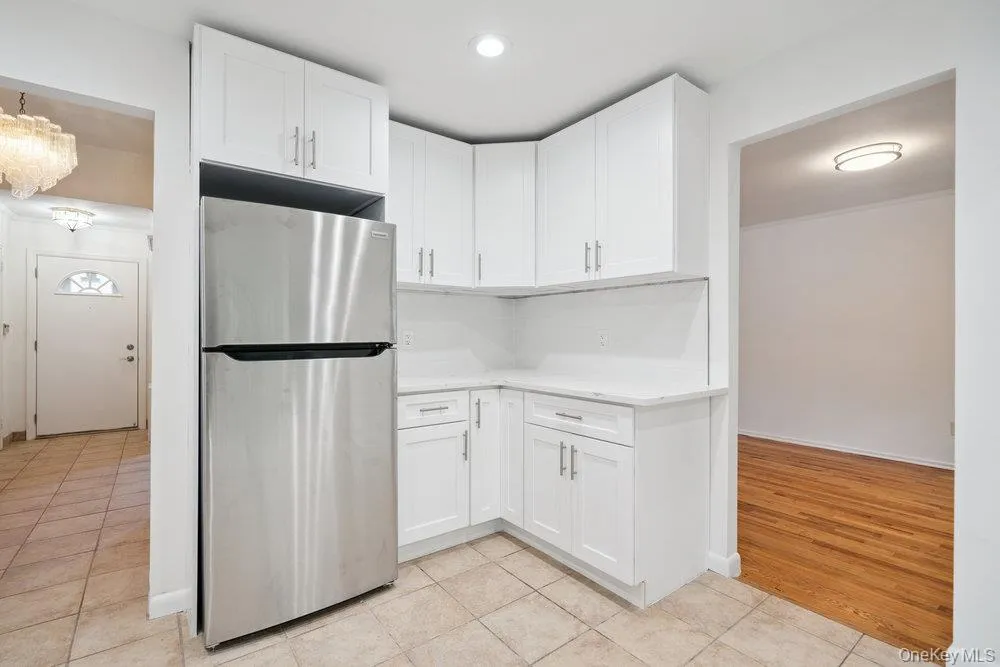 72 Winthrop Road, Oyster Bay, NY, 3 Bedrooms Bedrooms, 7 Rooms Rooms,2 BathroomsBathrooms,Residential Lease,For Rent,Winthrop,0,972728 72 Winthrop Road, Oyster Bay, NY, 3 Bedrooms Bedrooms, 7 Rooms Rooms,2 BathroomsBathrooms,Residential Lease,For Rent,Winthrop,0,972728