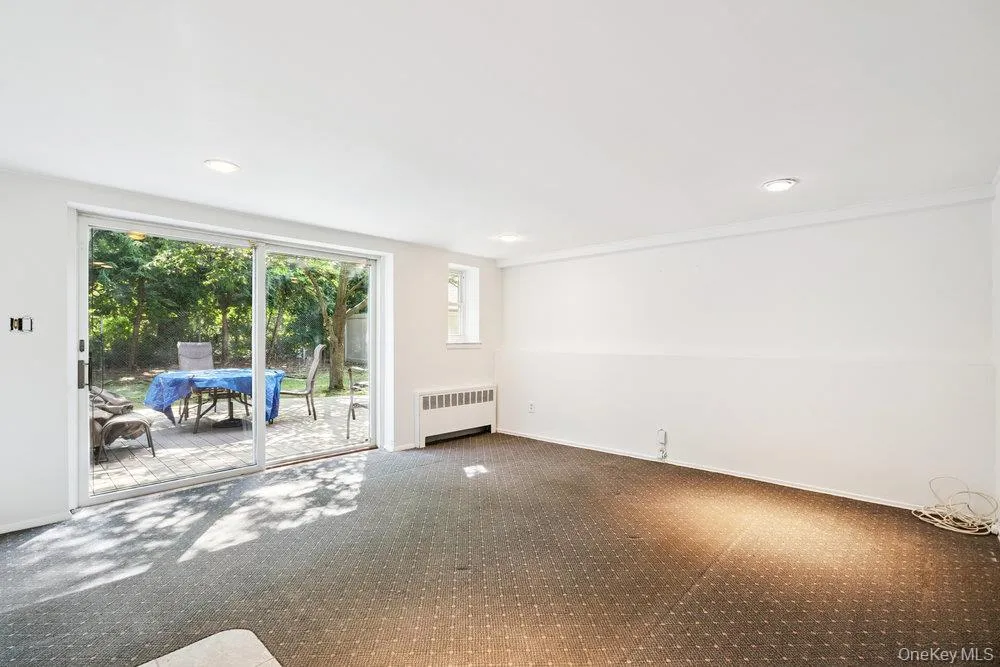 72 Winthrop Road, Oyster Bay, NY, 3 Bedrooms Bedrooms, 7 Rooms Rooms,2 BathroomsBathrooms,Residential Lease,For Rent,Winthrop,0,972728 72 Winthrop Road, Oyster Bay, NY, 3 Bedrooms Bedrooms, 7 Rooms Rooms,2 BathroomsBathrooms,Residential Lease,For Rent,Winthrop,0,972728