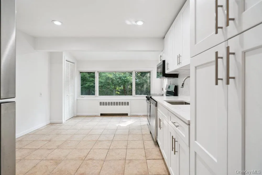 72 Winthrop Road, Oyster Bay, NY, 3 Bedrooms Bedrooms, 7 Rooms Rooms,2 BathroomsBathrooms,Residential Lease,For Rent,Winthrop,0,972728 72 Winthrop Road, Oyster Bay, NY, 3 Bedrooms Bedrooms, 7 Rooms Rooms,2 BathroomsBathrooms,Residential Lease,For Rent,Winthrop,0,972728