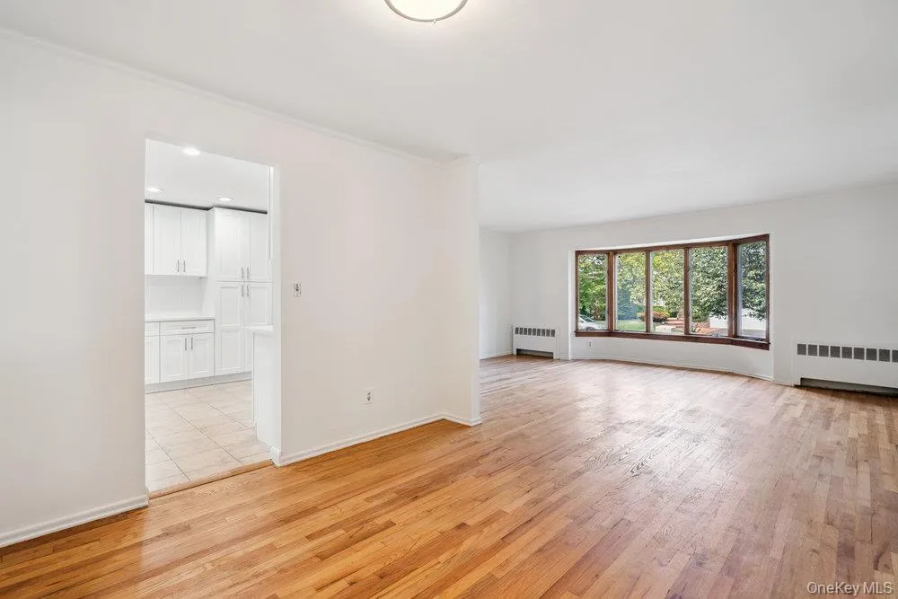 72 Winthrop Road, Oyster Bay, NY, 3 Bedrooms Bedrooms, 7 Rooms Rooms,2 BathroomsBathrooms,Residential Lease,For Rent,Winthrop,0,972728 72 Winthrop Road, Oyster Bay, NY, 3 Bedrooms Bedrooms, 7 Rooms Rooms,2 BathroomsBathrooms,Residential Lease,For Rent,Winthrop,0,972728