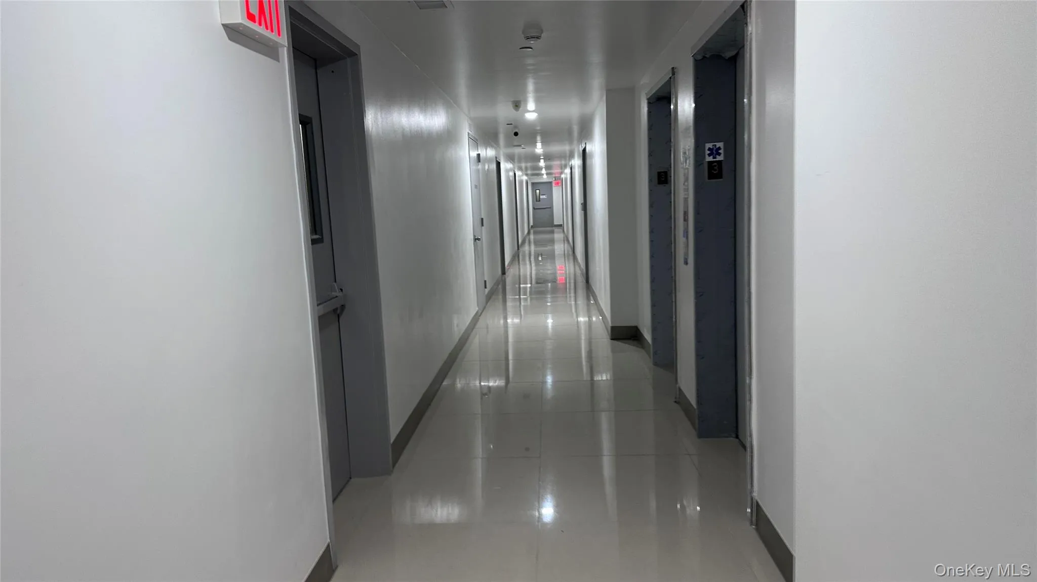 70-25 Queens Blvd, New York, NY, 3 Bedrooms Bedrooms, 6 Rooms Rooms,2 BathroomsBathrooms,Residential Lease,For Rent,Queens Blvd,0,972744 70-25 Queens Blvd, New York, NY, 3 Bedrooms Bedrooms, 6 Rooms Rooms,2 BathroomsBathrooms,Residential Lease,For Rent,Queens Blvd,0,972744