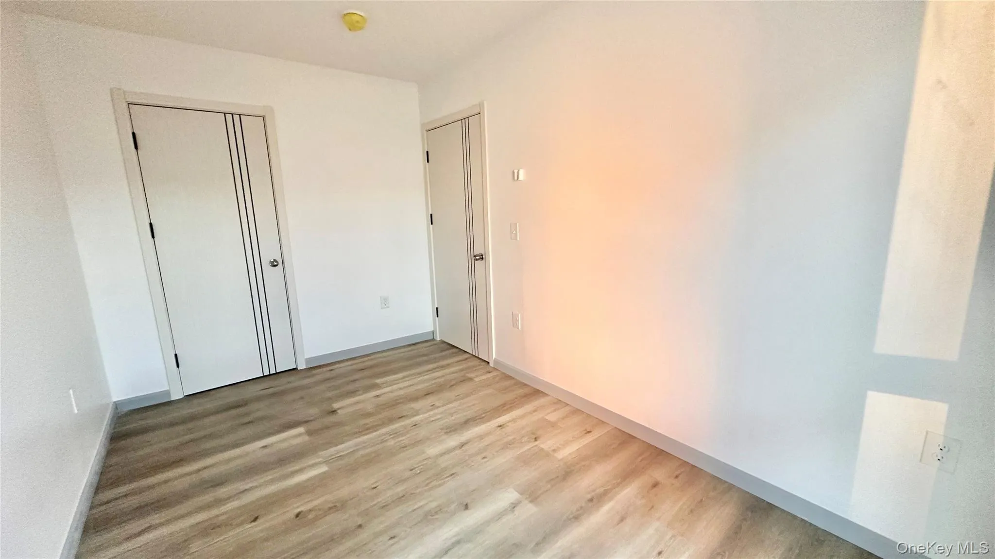 70-25 Queens Blvd, New York, NY, 3 Bedrooms Bedrooms, 6 Rooms Rooms,2 BathroomsBathrooms,Residential Lease,For Rent,Queens Blvd,0,972744 70-25 Queens Blvd, New York, NY, 3 Bedrooms Bedrooms, 6 Rooms Rooms,2 BathroomsBathrooms,Residential Lease,For Rent,Queens Blvd,0,972744