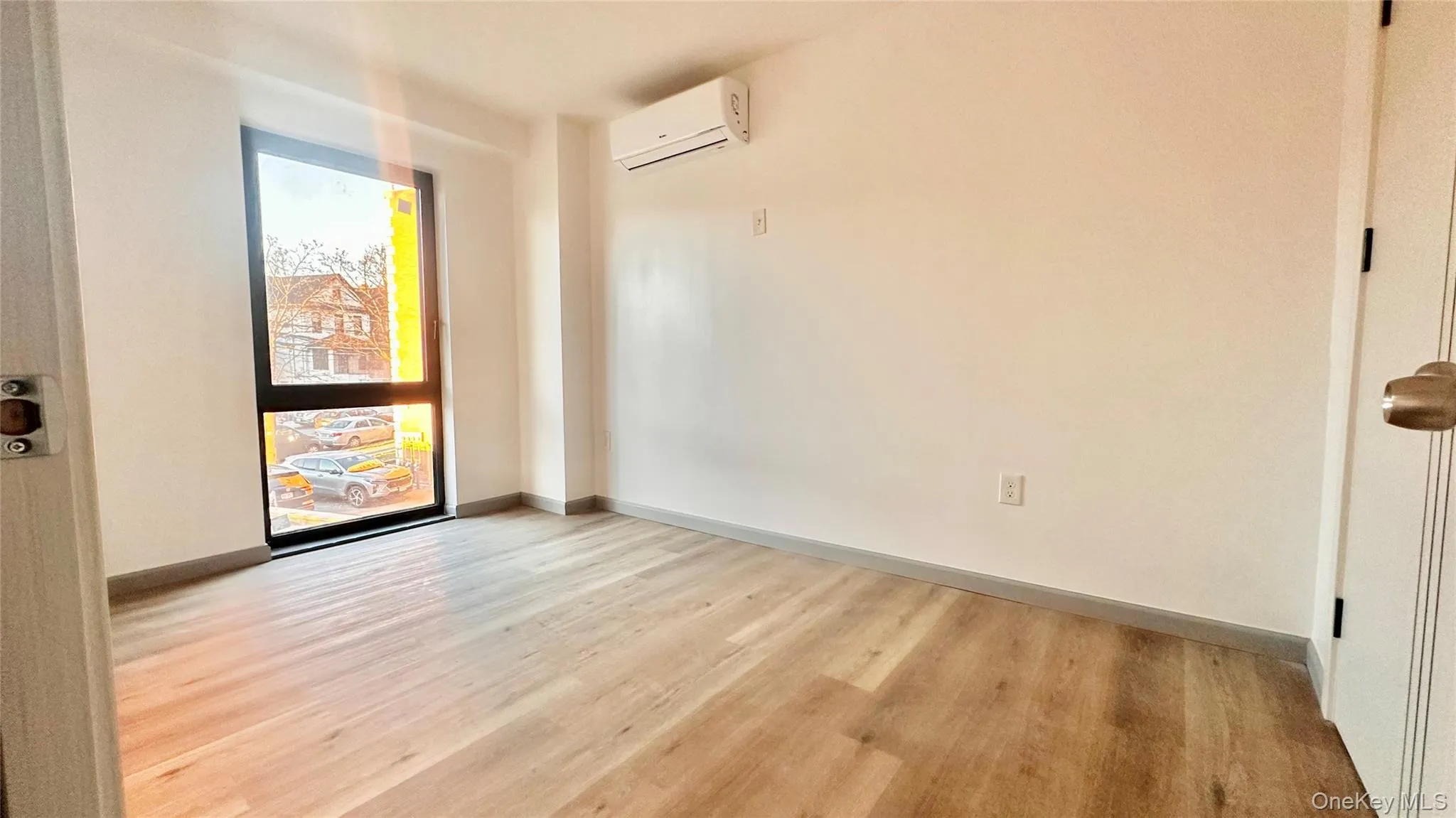 70-25 Queens Blvd, New York, NY, 3 Bedrooms Bedrooms, 6 Rooms Rooms,2 BathroomsBathrooms,Residential Lease,For Rent,Queens Blvd,0,972744 70-25 Queens Blvd, New York, NY, 3 Bedrooms Bedrooms, 6 Rooms Rooms,2 BathroomsBathrooms,Residential Lease,For Rent,Queens Blvd,0,972744