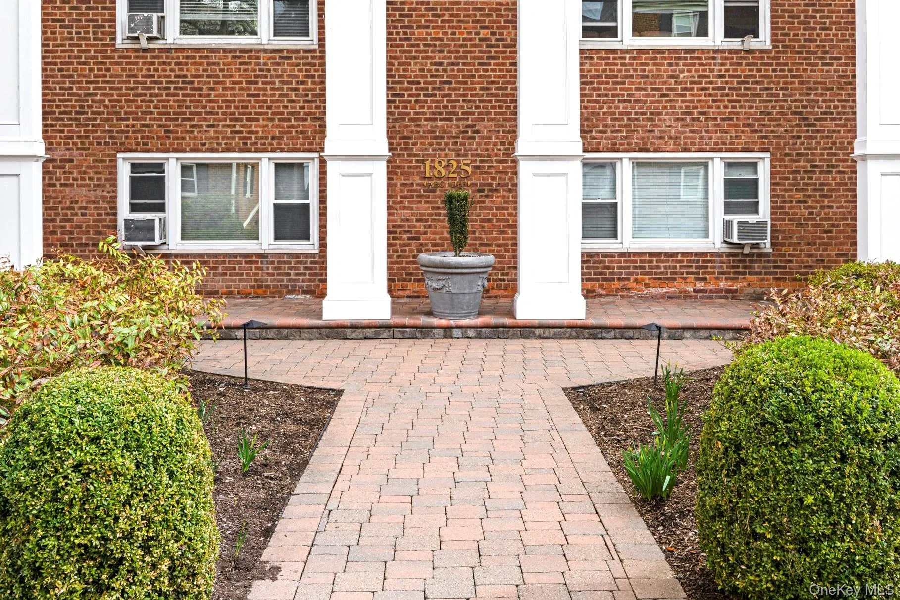 1825 Palmer Avenue, Mamaroneck, NY, 1 Bedroom Bedrooms, 3 Rooms Rooms,1 BathroomBathrooms,Residential,For Rent,Palmer,0,972749 1825 Palmer Avenue, Mamaroneck, NY, 1 Bedroom Bedrooms, 3 Rooms Rooms,1 BathroomBathrooms,Residential,For Rent,Palmer,0,972749
