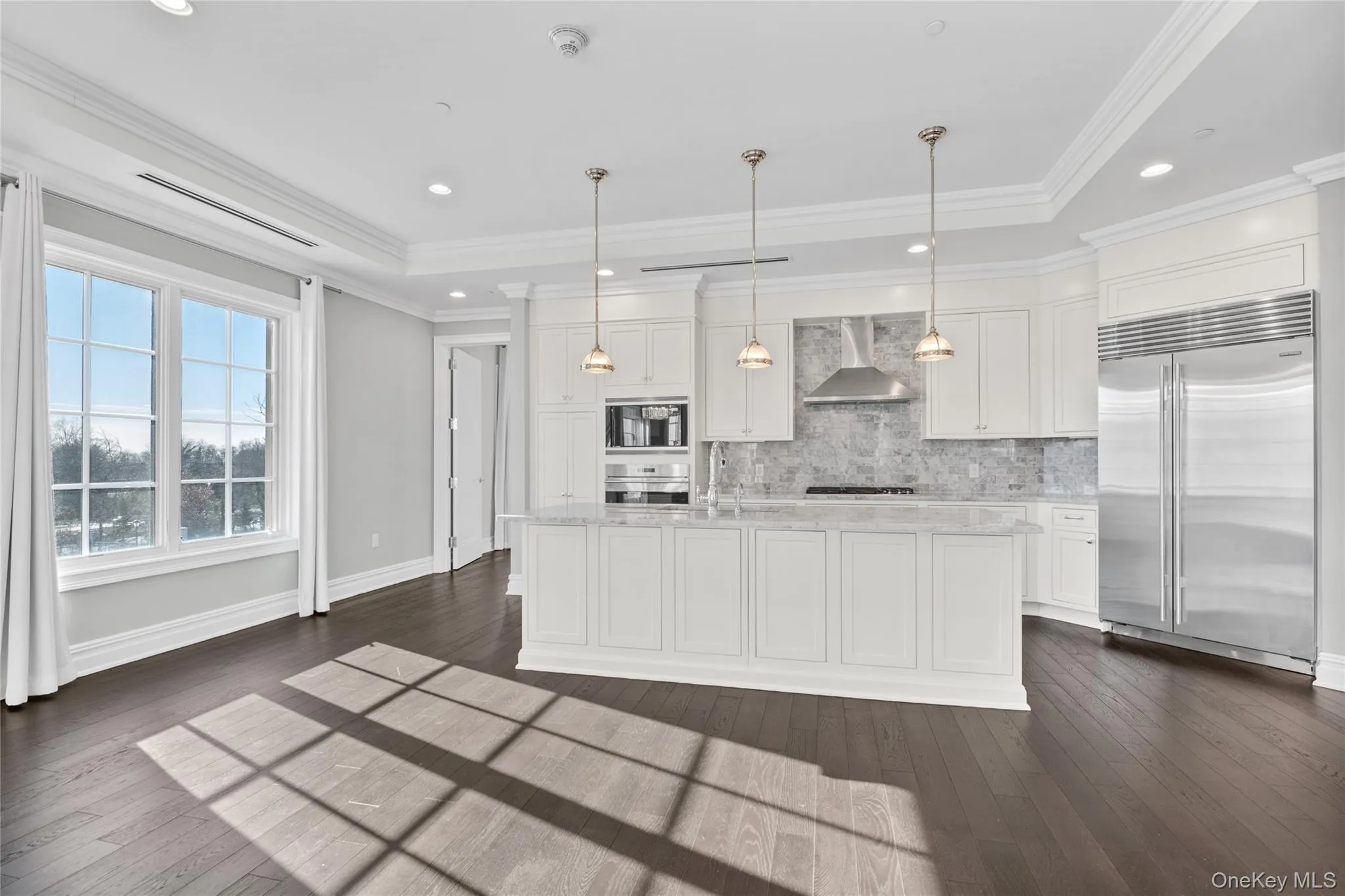 5000 Royal Court, North Hempstead, NY, 3 Bedrooms Bedrooms, 7 Rooms Rooms,3 BathroomsBathrooms,Residential Lease,For Rent,Royal,0,972788 5000 Royal Court, North Hempstead, NY, 3 Bedrooms Bedrooms, 7 Rooms Rooms,3 BathroomsBathrooms,Residential Lease,For Rent,Royal,0,972788