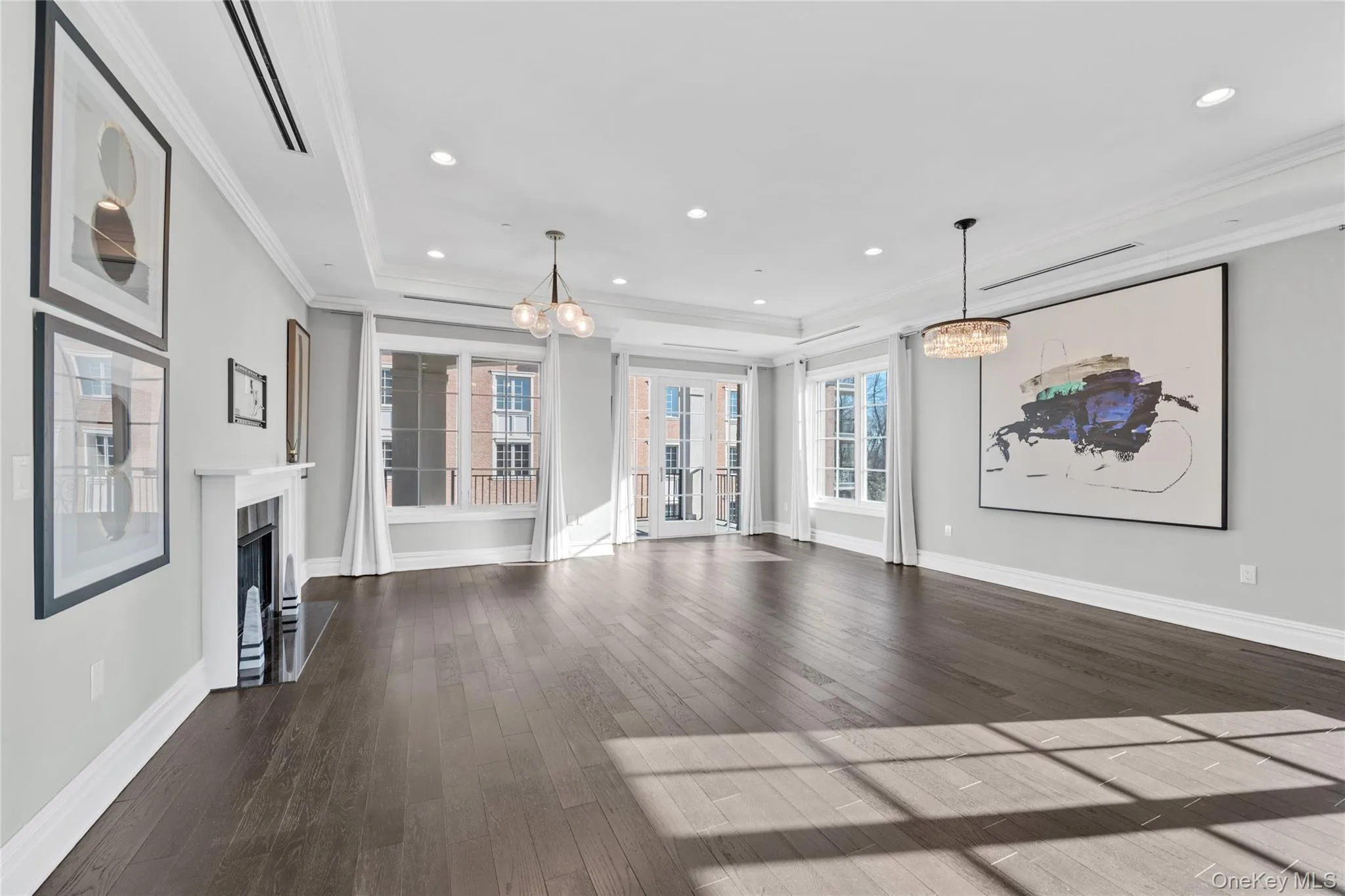 5000 Royal Court, North Hempstead, NY, 3 Bedrooms Bedrooms, 7 Rooms Rooms,3 BathroomsBathrooms,Residential Lease,For Rent,Royal,0,972788 5000 Royal Court, North Hempstead, NY, 3 Bedrooms Bedrooms, 7 Rooms Rooms,3 BathroomsBathrooms,Residential Lease,For Rent,Royal,0,972788