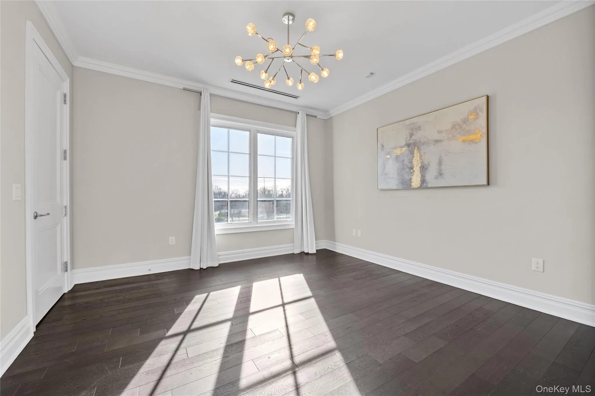 5000 Royal Court, North Hempstead, NY, 3 Bedrooms Bedrooms, 7 Rooms Rooms,3 BathroomsBathrooms,Residential Lease,For Rent,Royal,0,972788 5000 Royal Court, North Hempstead, NY, 3 Bedrooms Bedrooms, 7 Rooms Rooms,3 BathroomsBathrooms,Residential Lease,For Rent,Royal,0,972788