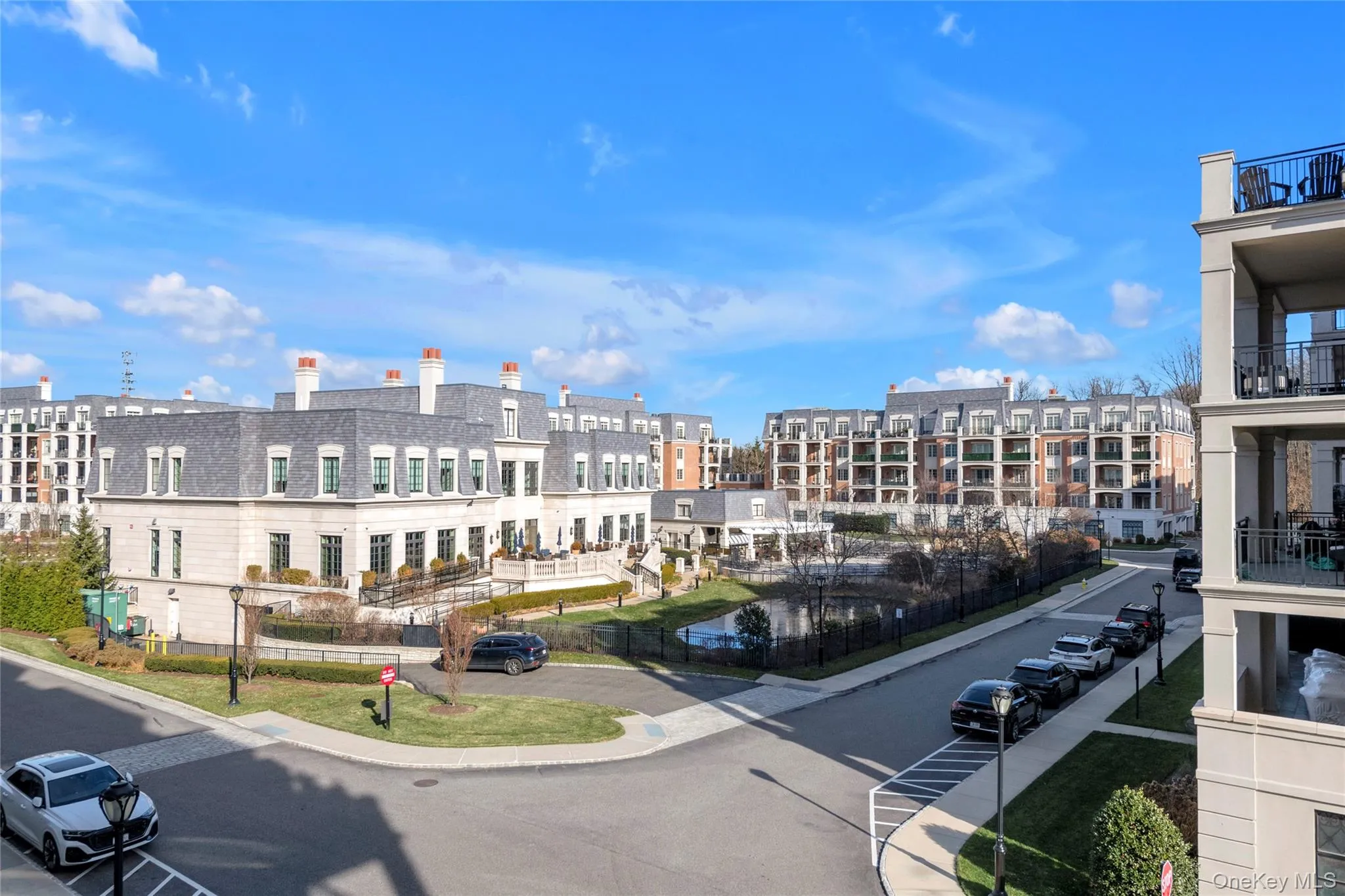 5000 Royal Court, North Hempstead, NY, 3 Bedrooms Bedrooms, 7 Rooms Rooms,3 BathroomsBathrooms,Residential Lease,For Rent,Royal,0,972788 5000 Royal Court, North Hempstead, NY, 3 Bedrooms Bedrooms, 7 Rooms Rooms,3 BathroomsBathrooms,Residential Lease,For Rent,Royal,0,972788