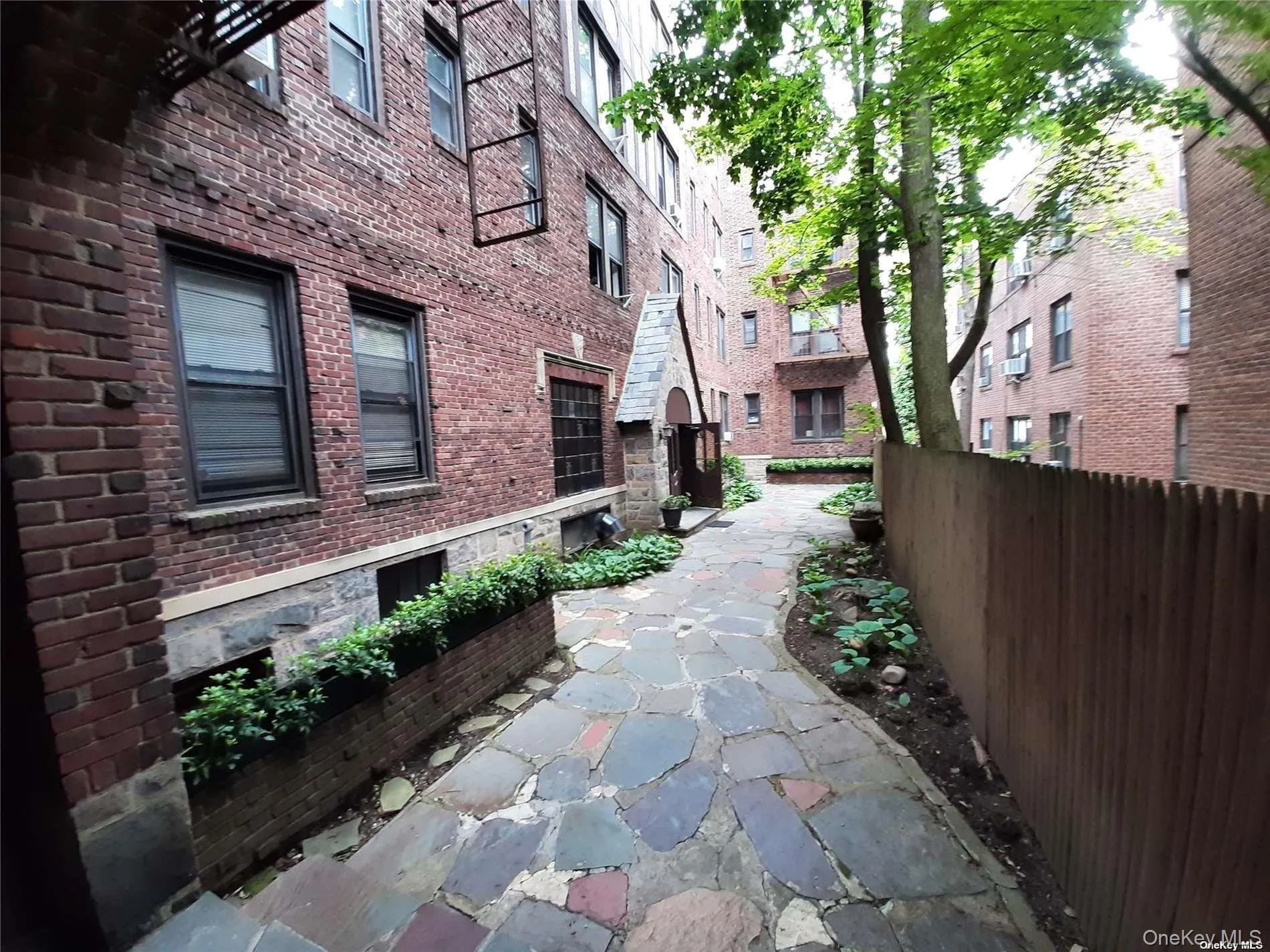 1 Hillside Avenue, North Hempstead, NY, 2 Rooms Rooms,1 BathroomBathrooms,Residential Lease,For Rent,Hillside,0,972793 1 Hillside Avenue, North Hempstead, NY, 2 Rooms Rooms,1 BathroomBathrooms,Residential Lease,For Rent,Hillside,0,972793