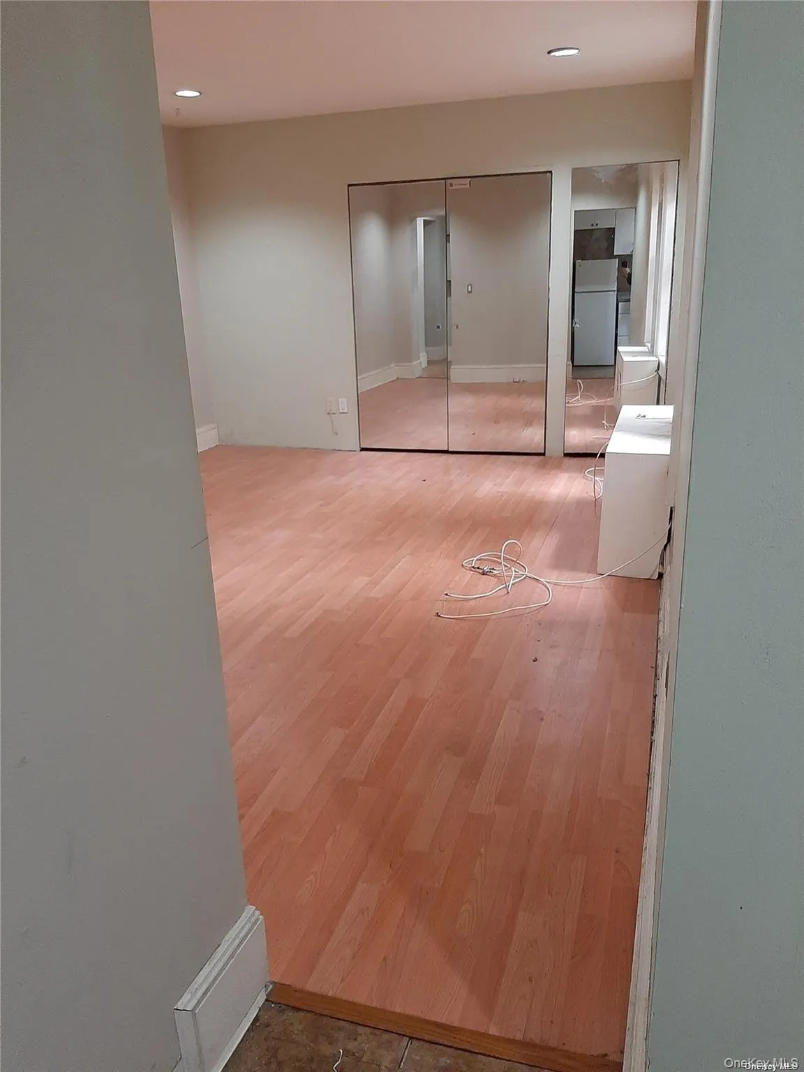 1 Hillside Avenue, North Hempstead, NY, 2 Rooms Rooms,1 BathroomBathrooms,Residential Lease,For Rent,Hillside,0,972793 1 Hillside Avenue, North Hempstead, NY, 2 Rooms Rooms,1 BathroomBathrooms,Residential Lease,For Rent,Hillside,0,972793