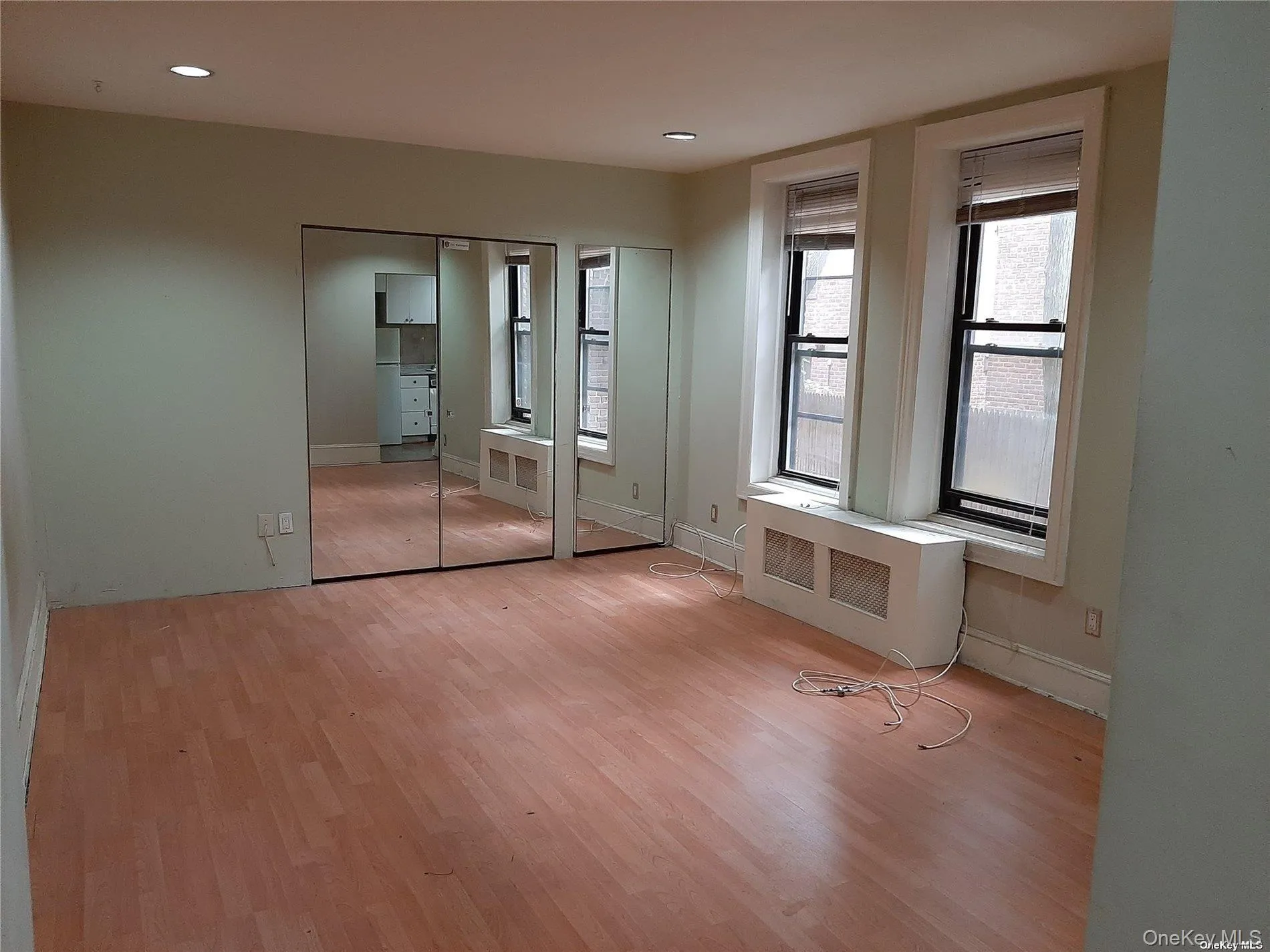 1 Hillside Avenue, North Hempstead, NY, 2 Rooms Rooms,1 BathroomBathrooms,Residential Lease,For Rent,Hillside,0,972793 1 Hillside Avenue, North Hempstead, NY, 2 Rooms Rooms,1 BathroomBathrooms,Residential Lease,For Rent,Hillside,0,972793