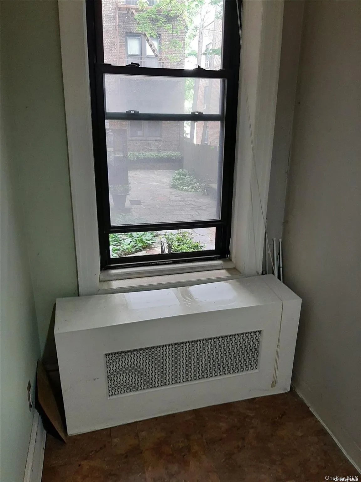 1 Hillside Avenue, North Hempstead, NY, 2 Rooms Rooms,1 BathroomBathrooms,Residential Lease,For Rent,Hillside,0,972793 1 Hillside Avenue, North Hempstead, NY, 2 Rooms Rooms,1 BathroomBathrooms,Residential Lease,For Rent,Hillside,0,972793