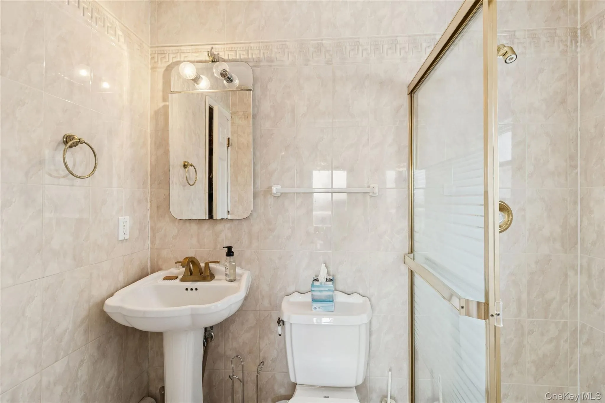 23 Franklin Drive, East Hampton, NY, 3 Bedrooms Bedrooms, 8 Rooms Rooms,2 BathroomsBathrooms,Residential Lease,For Rent,Franklin,0,972810 23 Franklin Drive, East Hampton, NY, 3 Bedrooms Bedrooms, 8 Rooms Rooms,2 BathroomsBathrooms,Residential Lease,For Rent,Franklin,0,972810