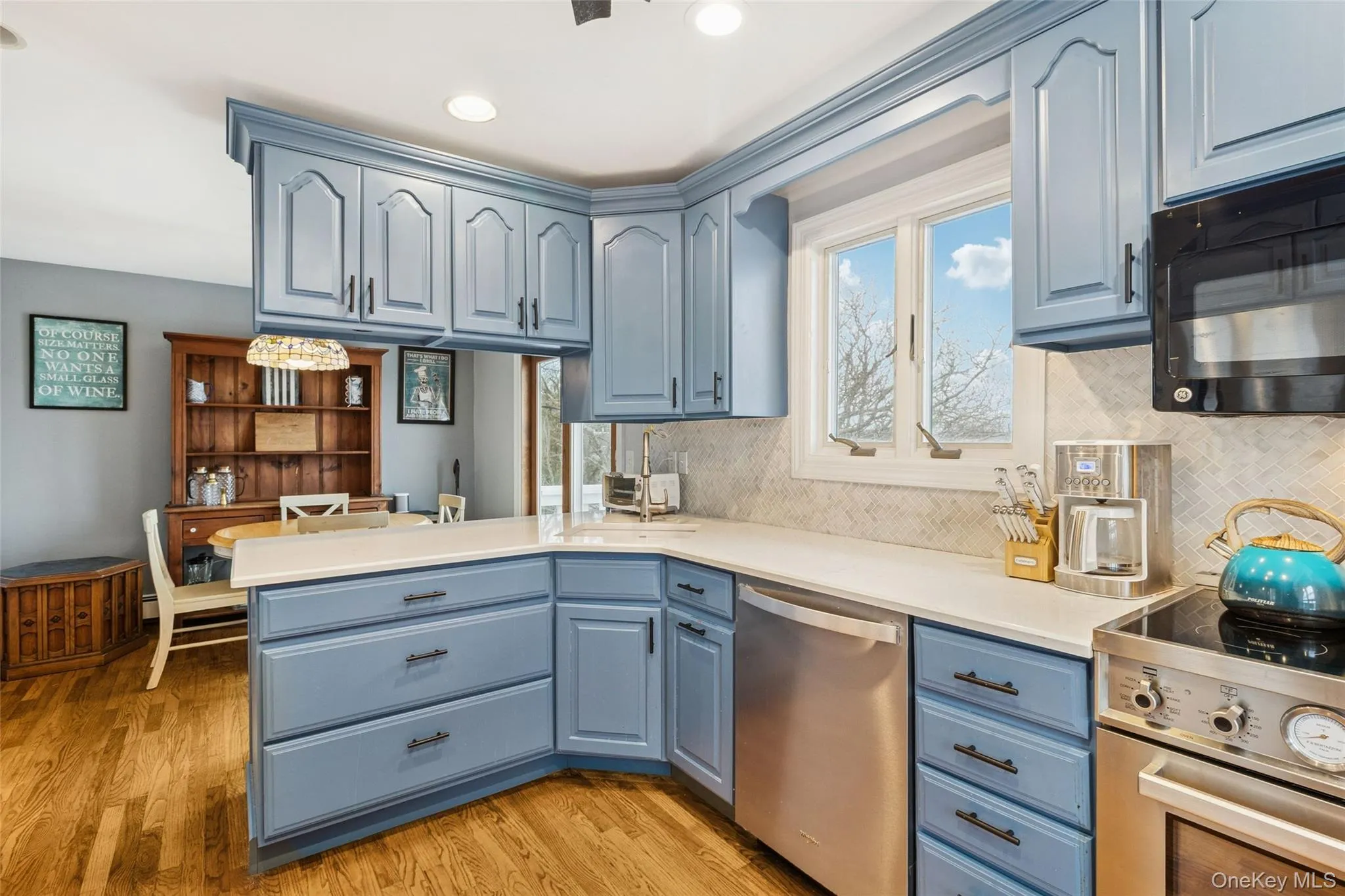 23 Franklin Drive, East Hampton, NY, 3 Bedrooms Bedrooms, 8 Rooms Rooms,2 BathroomsBathrooms,Residential Lease,For Rent,Franklin,0,972810 23 Franklin Drive, East Hampton, NY, 3 Bedrooms Bedrooms, 8 Rooms Rooms,2 BathroomsBathrooms,Residential Lease,For Rent,Franklin,0,972810