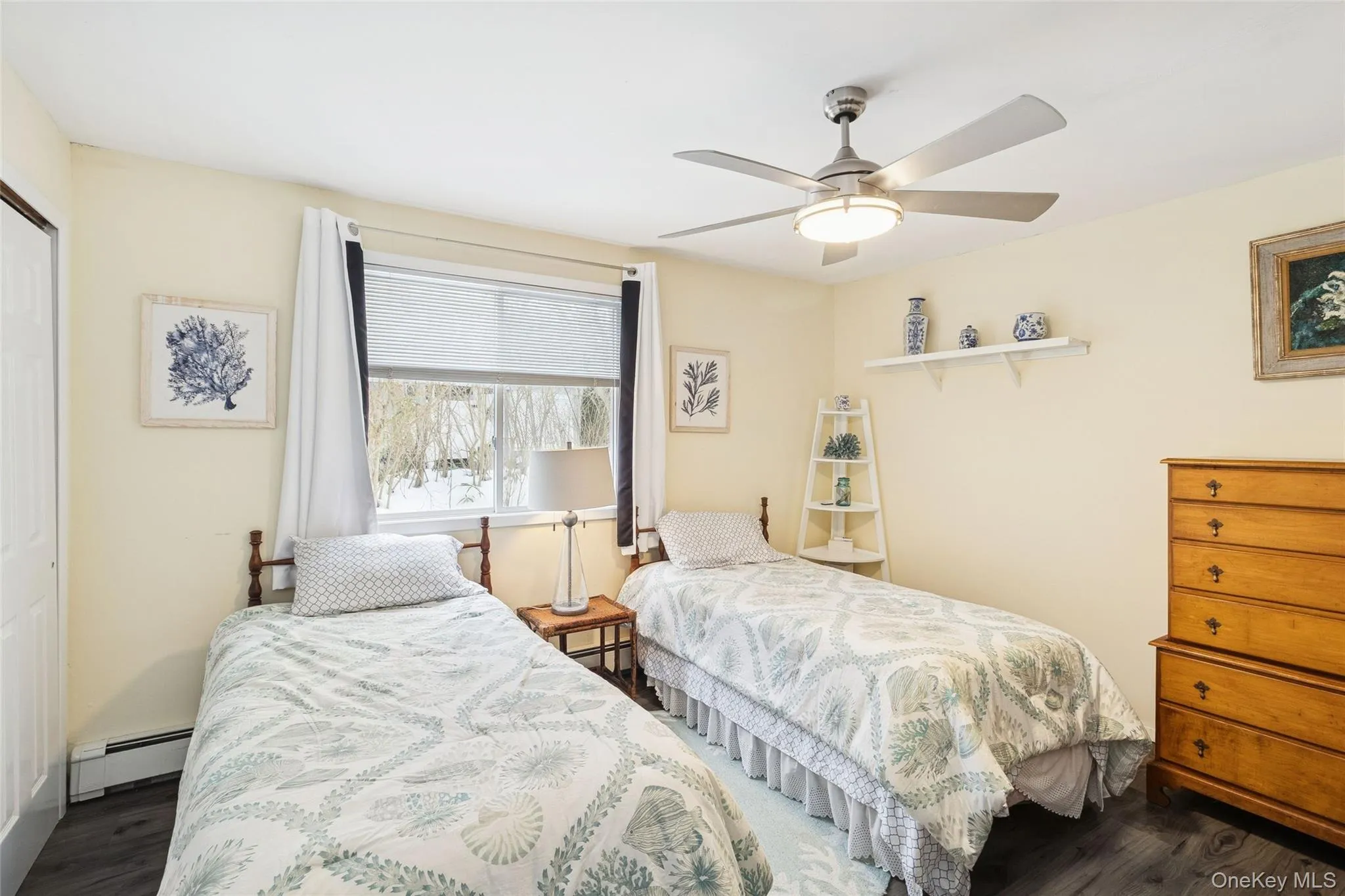 23 Franklin Drive, East Hampton, NY, 3 Bedrooms Bedrooms, 8 Rooms Rooms,2 BathroomsBathrooms,Residential Lease,For Rent,Franklin,0,972810 23 Franklin Drive, East Hampton, NY, 3 Bedrooms Bedrooms, 8 Rooms Rooms,2 BathroomsBathrooms,Residential Lease,For Rent,Franklin,0,972810