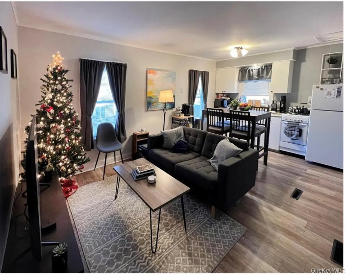 280 Maple Avenue, Crawford, NY, 1 Bedroom Bedrooms, 2 Rooms Rooms,1 BathroomBathrooms,Residential Lease,For Rent,Maple,0,972827 280 Maple Avenue, Crawford, NY, 1 Bedroom Bedrooms, 2 Rooms Rooms,1 BathroomBathrooms,Residential Lease,For Rent,Maple,0,972827