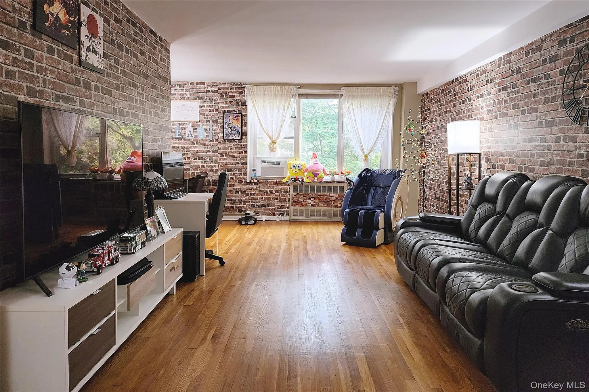 209-20 18th Ave, New York, NY, 1 Bedroom Bedrooms, 4 Rooms Rooms,1 BathroomBathrooms,Residential,For Rent,Ave,0,972832 209-20 18th Ave, New York, NY, 1 Bedroom Bedrooms, 4 Rooms Rooms,1 BathroomBathrooms,Residential,For Rent,Ave,0,972832