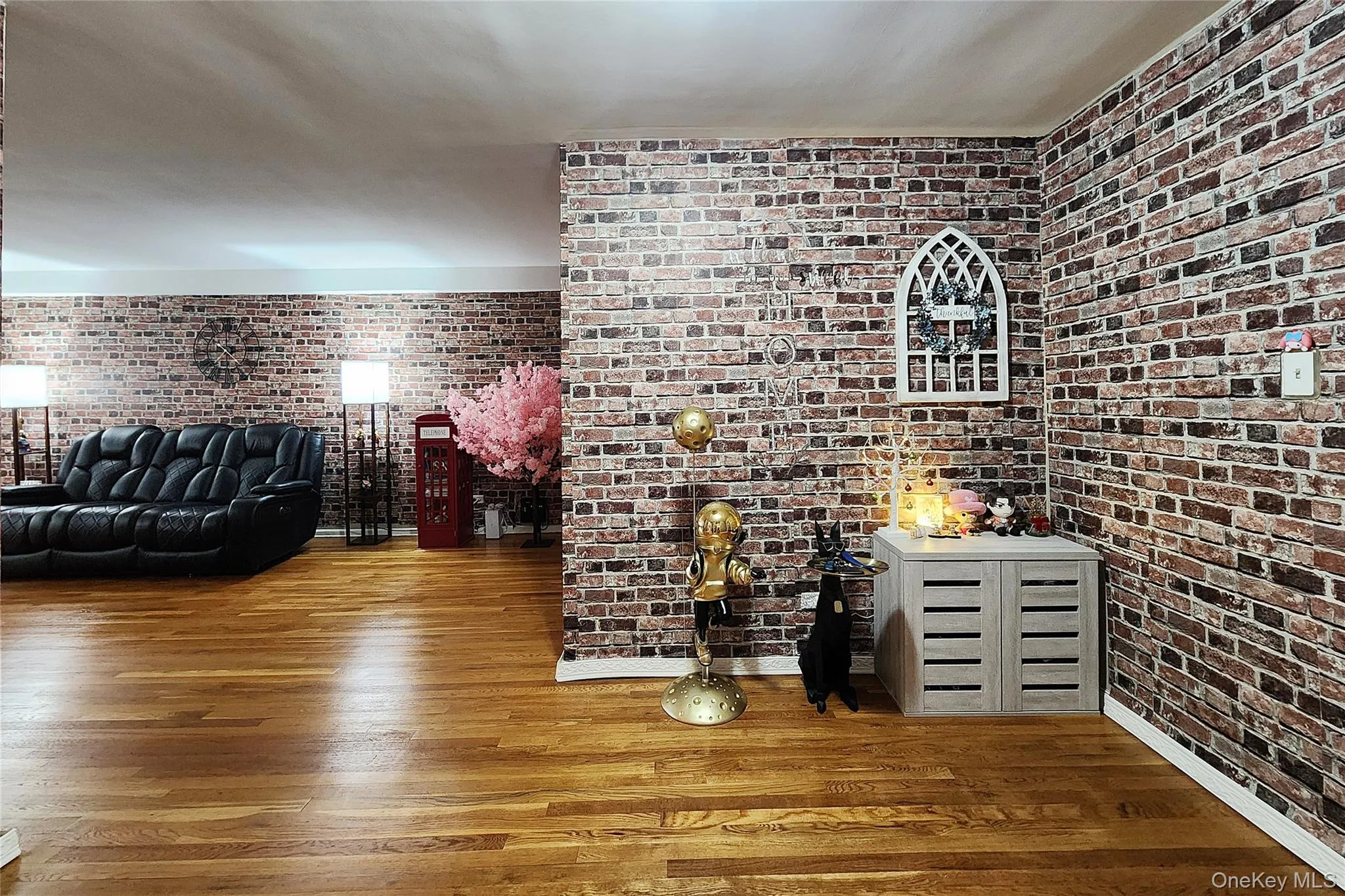 209-20 18th Ave, New York, NY, 1 Bedroom Bedrooms, 4 Rooms Rooms,1 BathroomBathrooms,Residential,For Rent,Ave,0,972832 209-20 18th Ave, New York, NY, 1 Bedroom Bedrooms, 4 Rooms Rooms,1 BathroomBathrooms,Residential,For Rent,Ave,0,972832