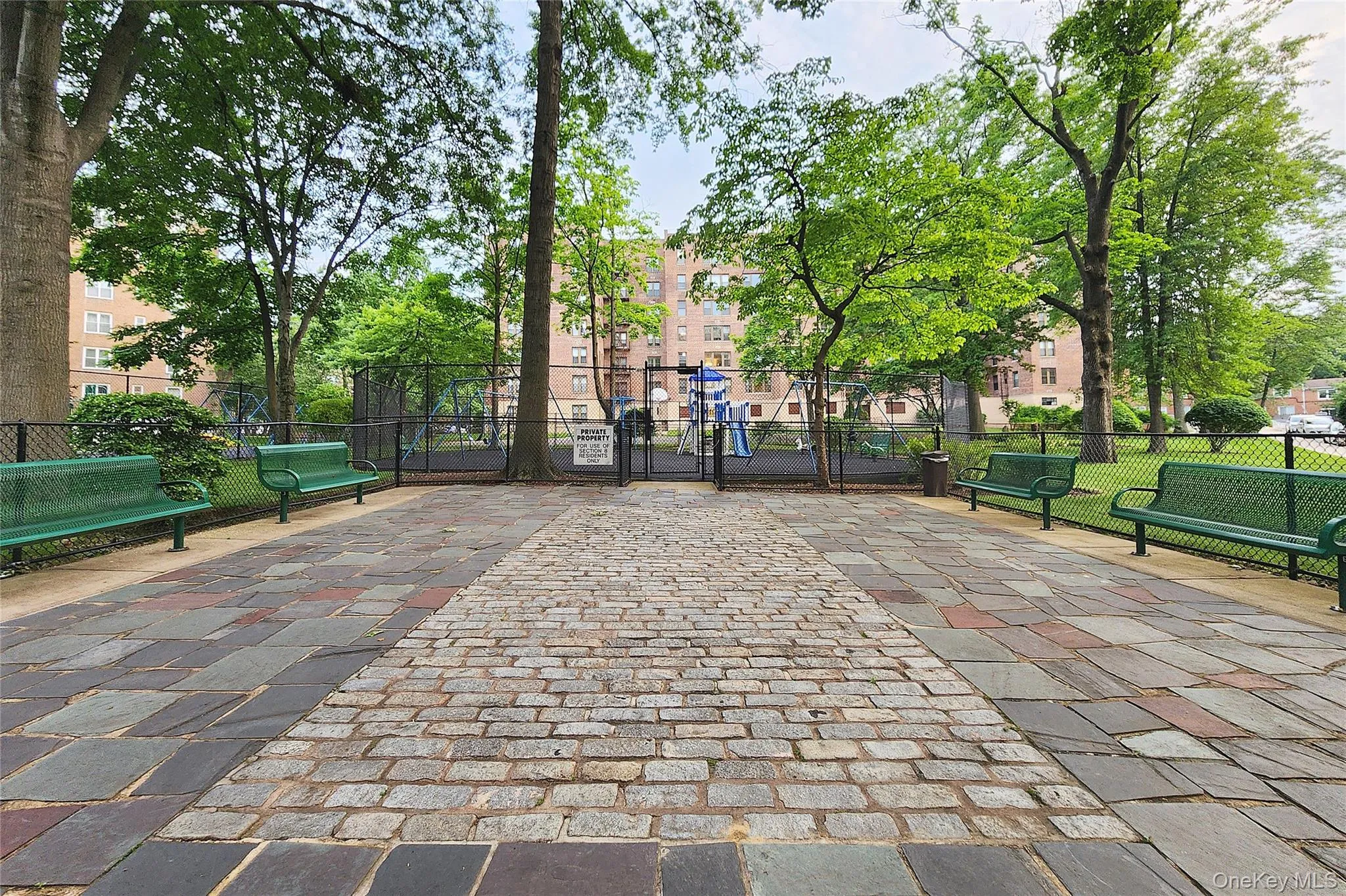 209-20 18th Ave, New York, NY, 1 Bedroom Bedrooms, 4 Rooms Rooms,1 BathroomBathrooms,Residential,For Rent,Ave,0,972832 209-20 18th Ave, New York, NY, 1 Bedroom Bedrooms, 4 Rooms Rooms,1 BathroomBathrooms,Residential,For Rent,Ave,0,972832