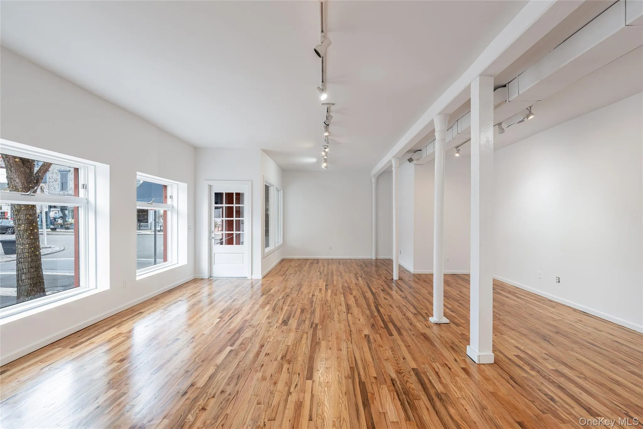 123-125 Main Street, Store #4, Greenport, NY 123-125 Main Street, Store #4, Greenport, NY